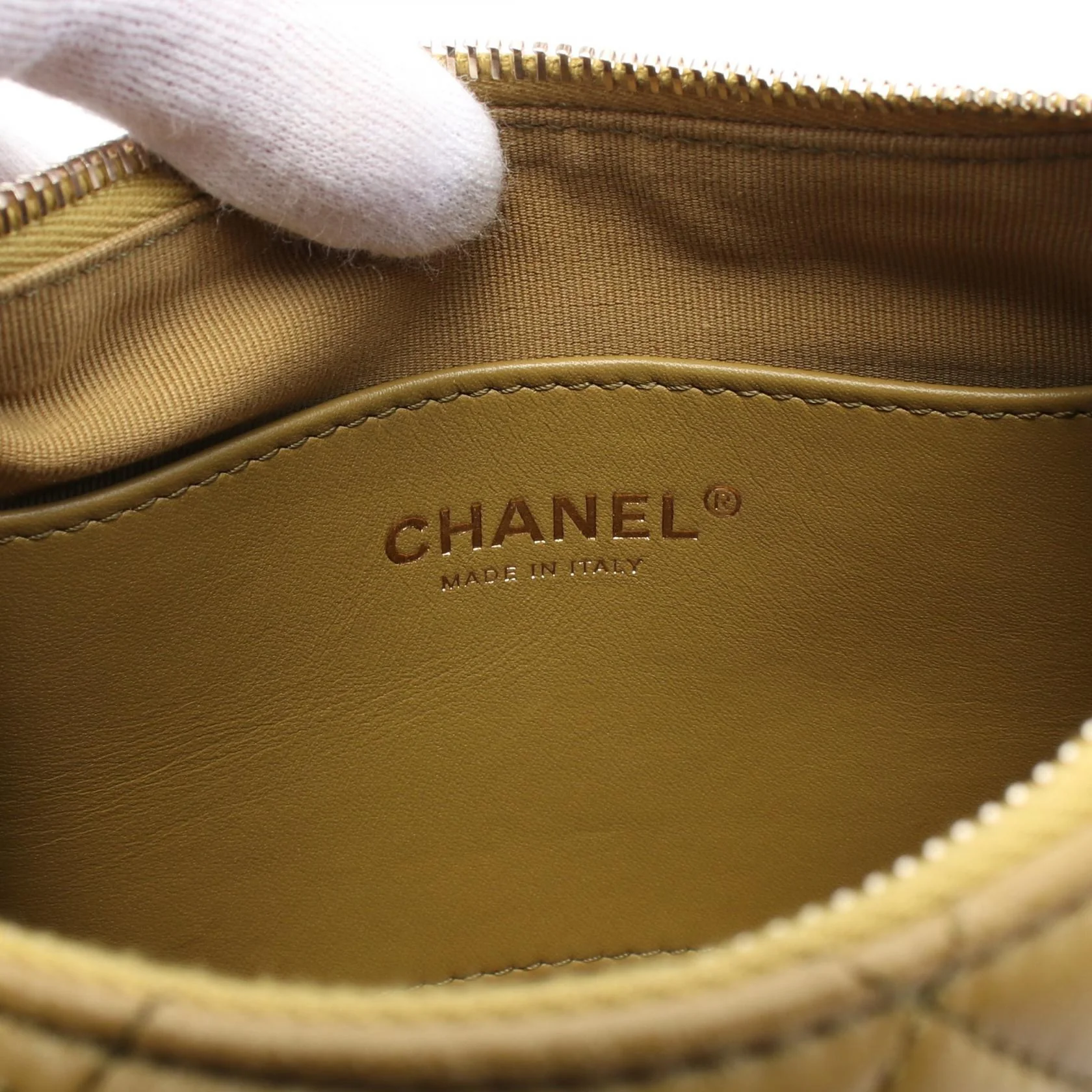 Chanel Small Hobo Leather Shoulder Bag