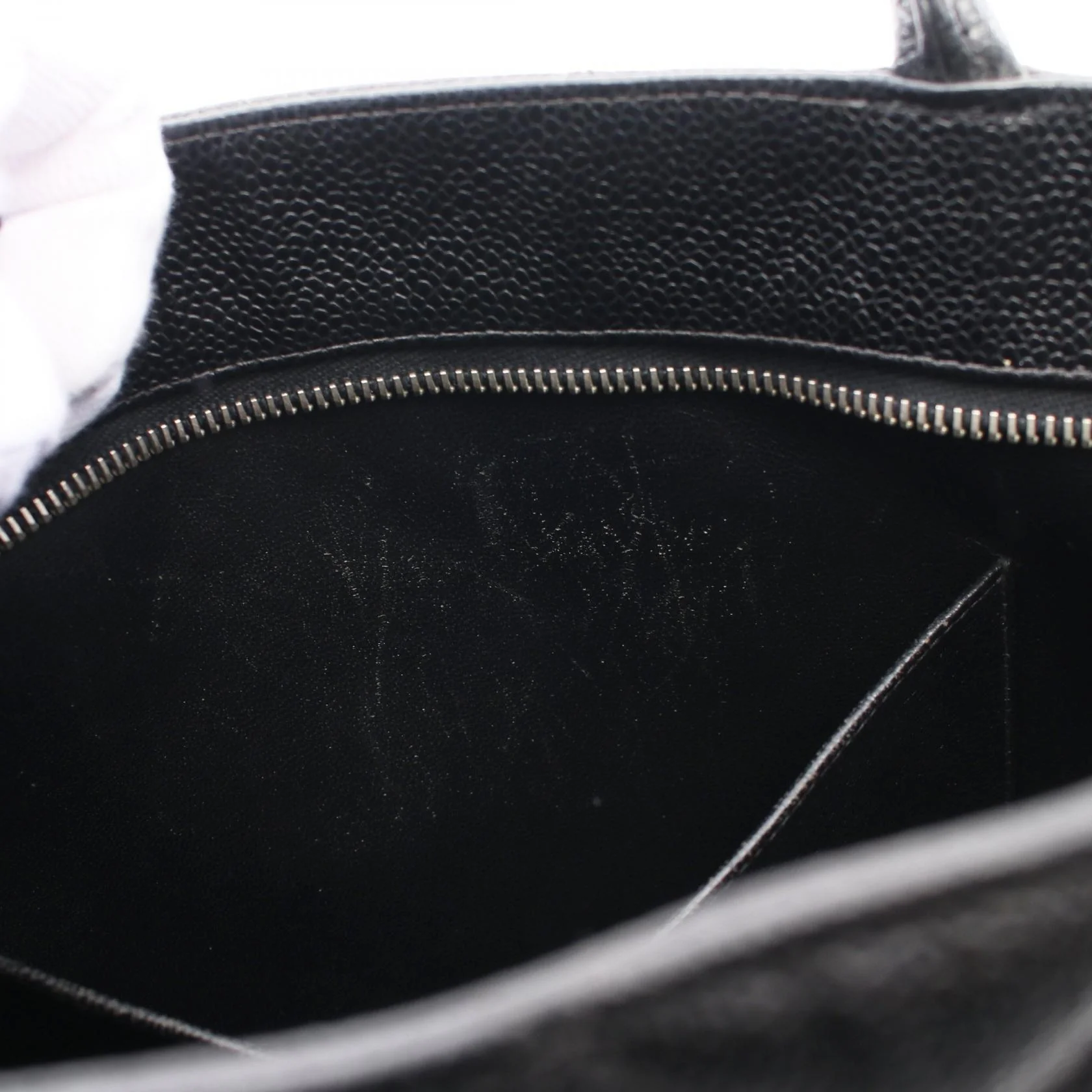 Chanel Leather Reissue Tote Bag Black A01804