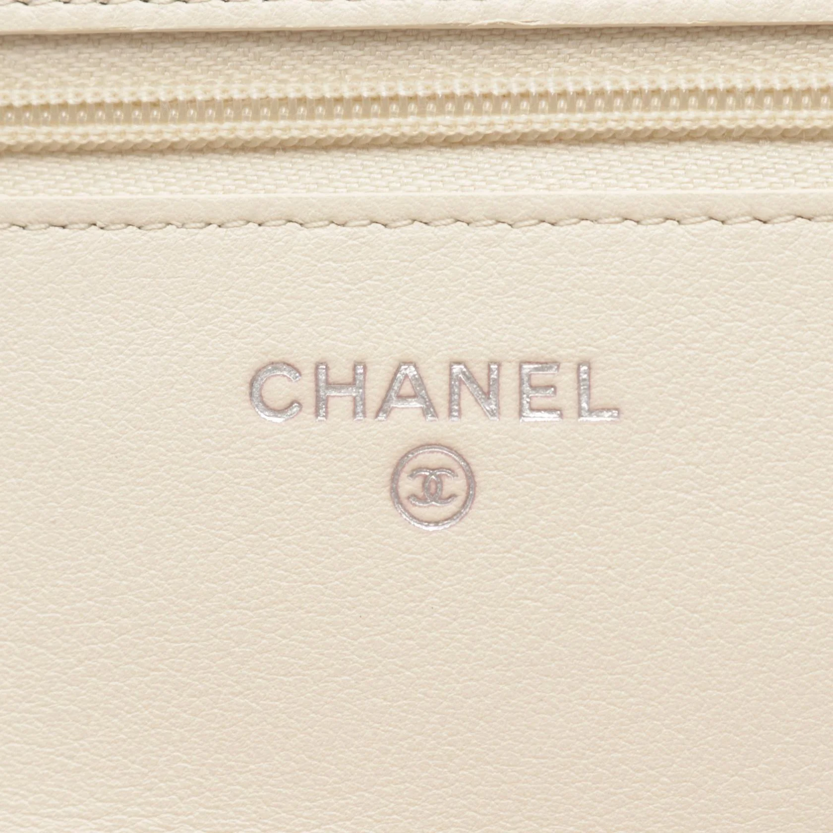 Chanel Chevron Leather Shoulder Bag A33814