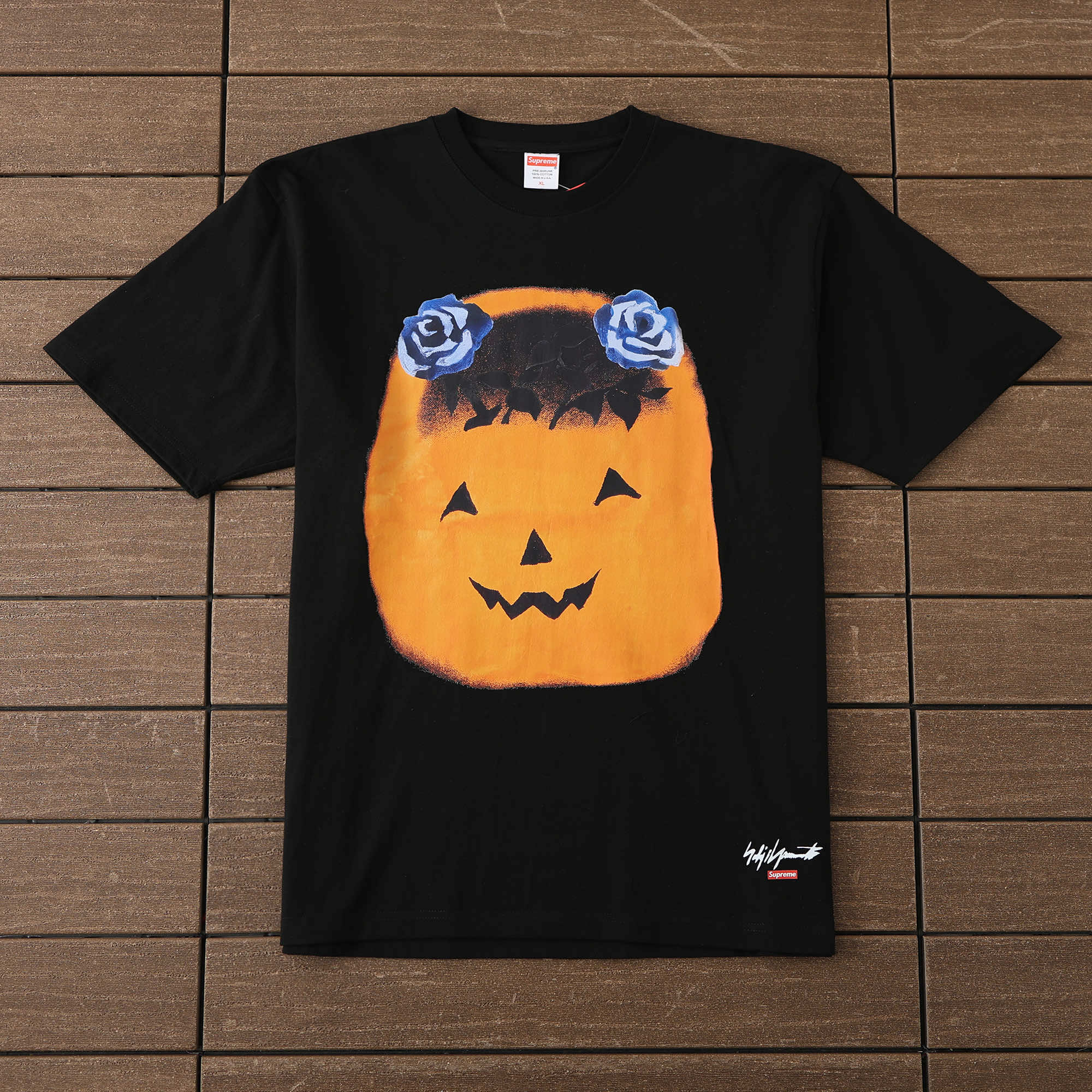 28_118 SUPREME T-shirt