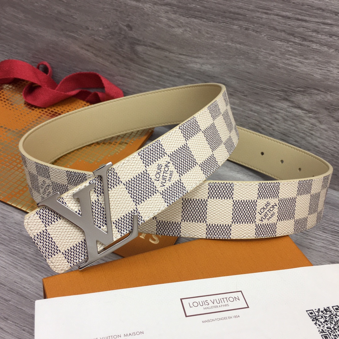 80_Louis Vuitton Belt