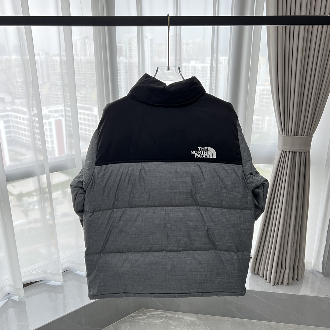 81_The North Face Down Jacket