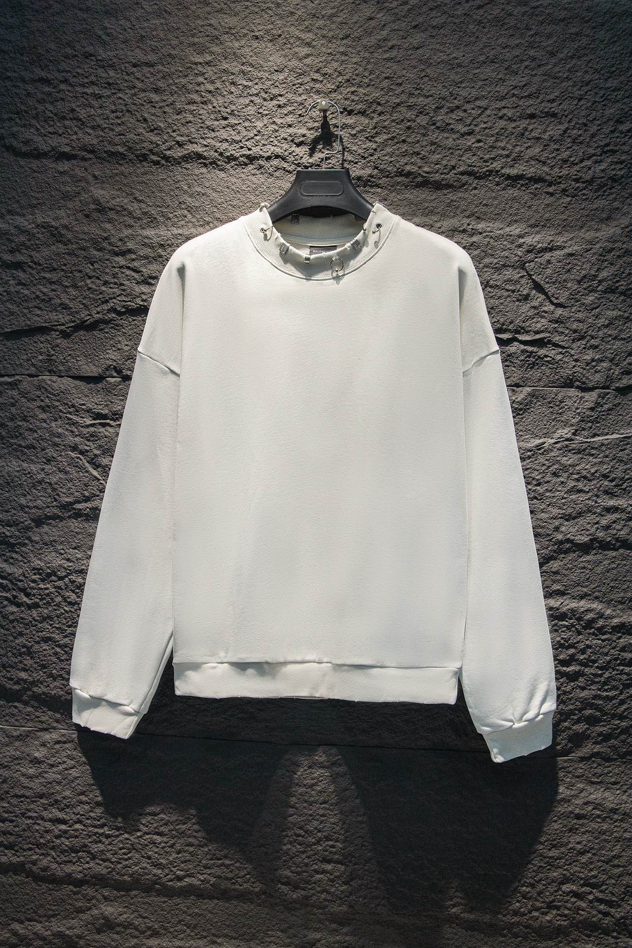 59_Balenciaga Crewneck