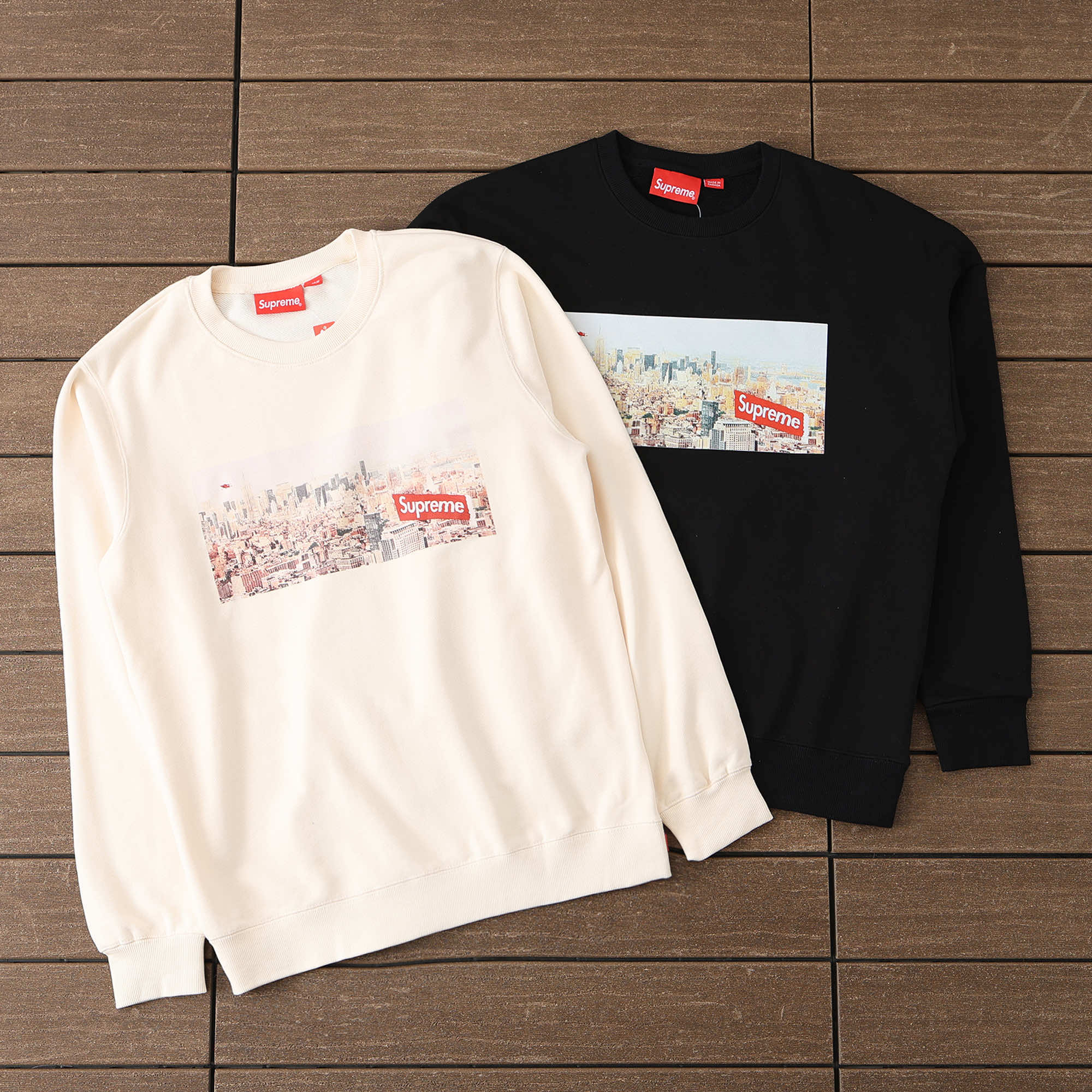 3_178 SUPREME CREWNECK