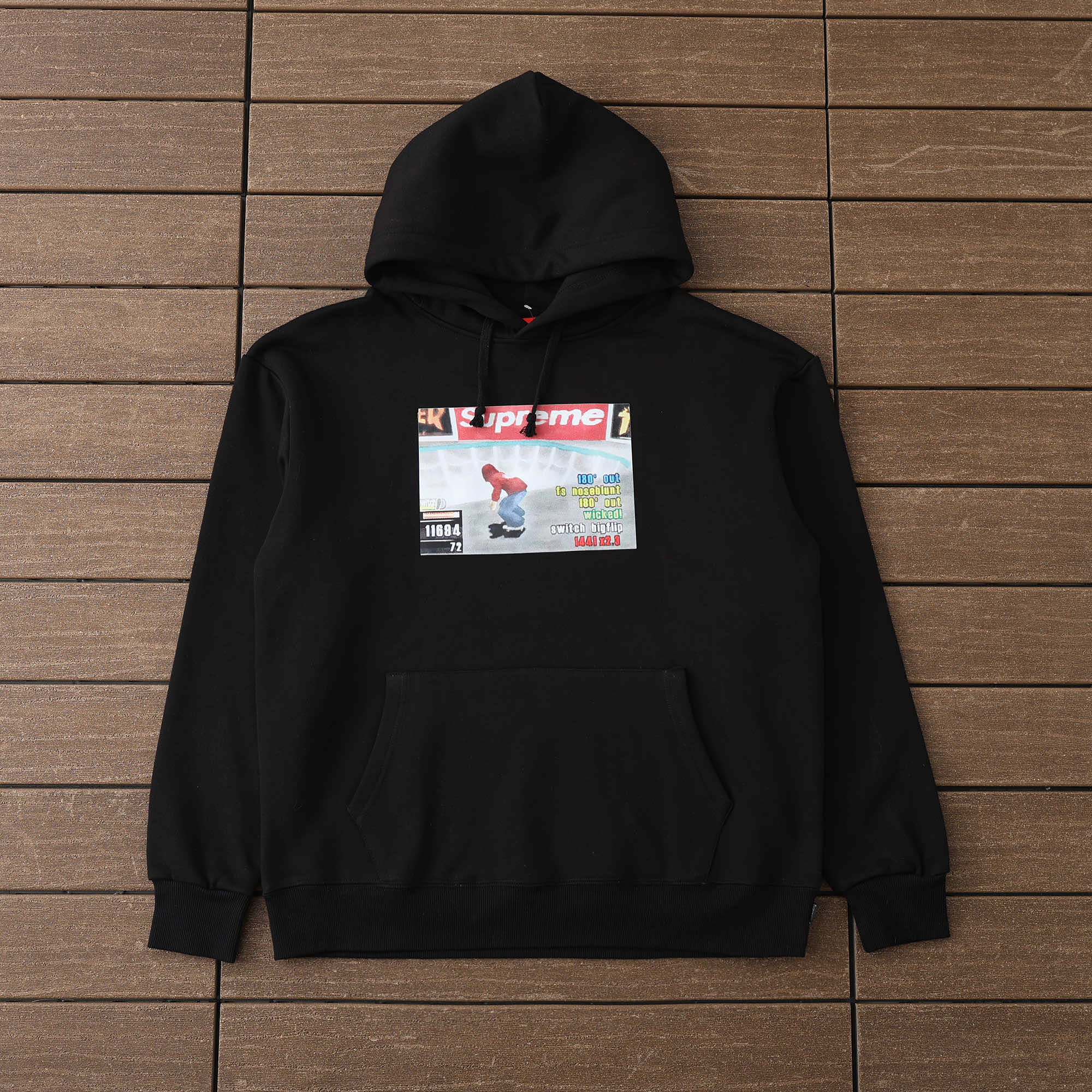 11_188 SUPREME HOODIE