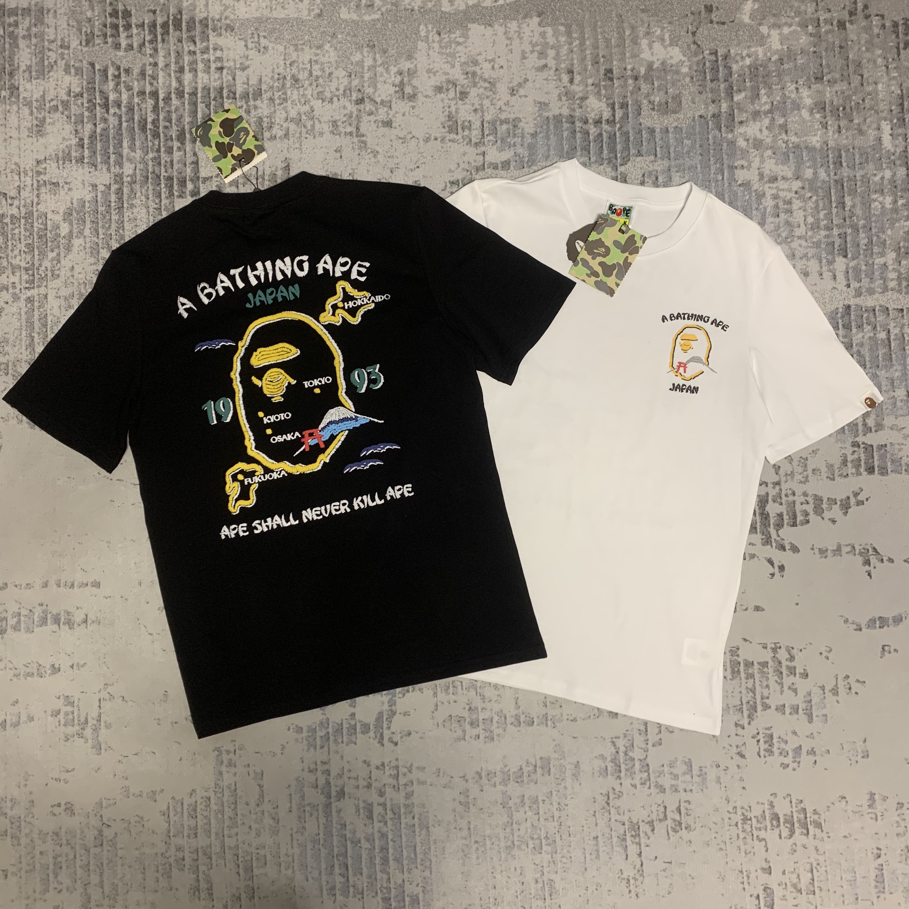 16_50 Bape T-shirt