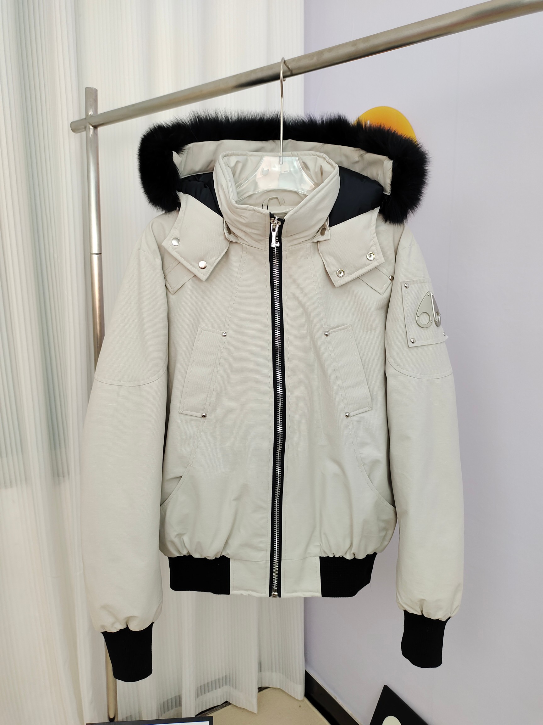58_MOOSE KNUCKLES Down Jacket