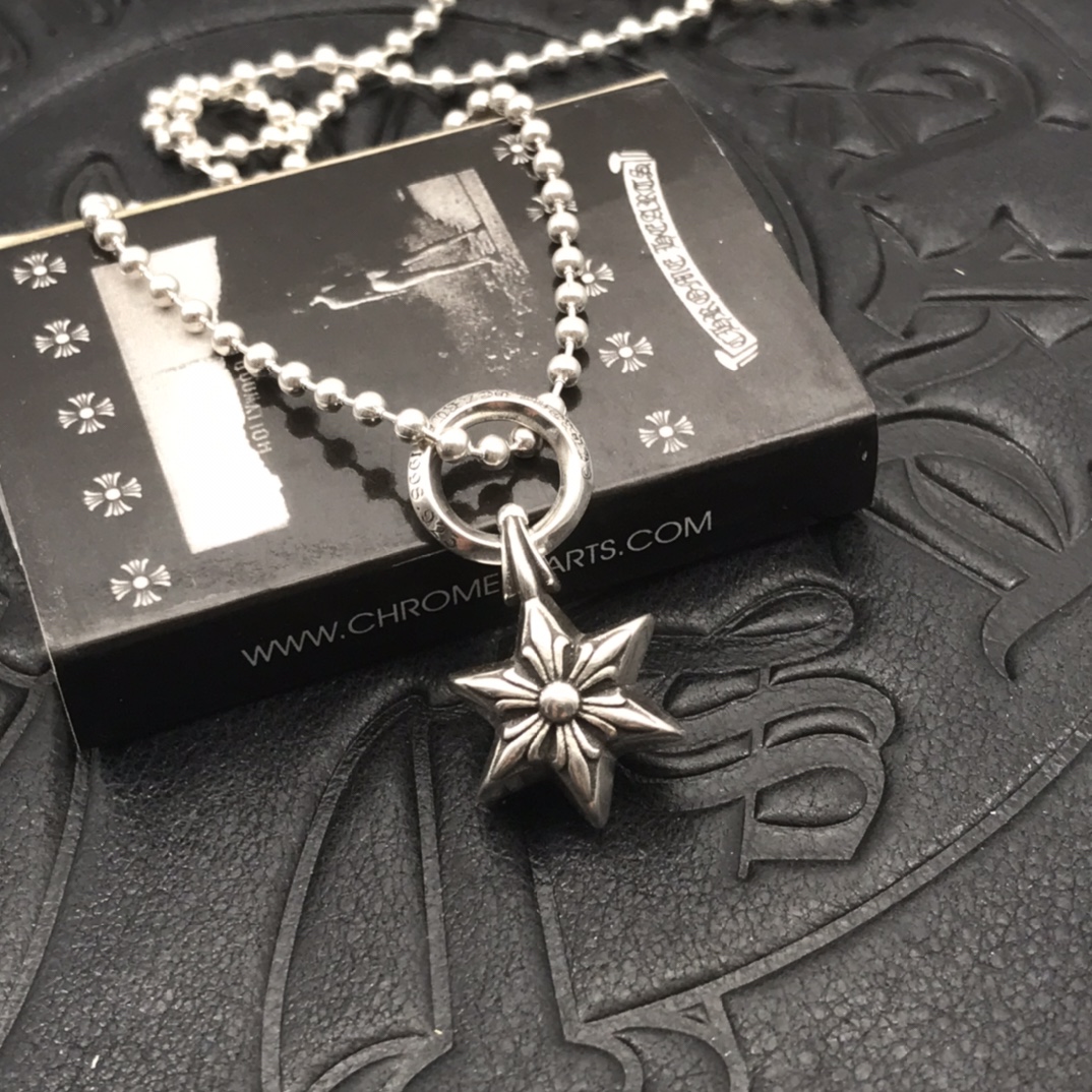 51_Chrome Heart Necklace