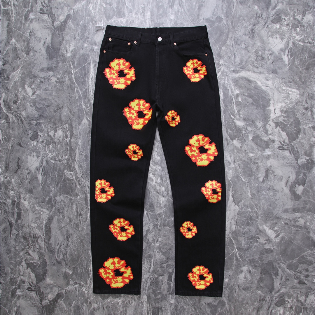 75_Denim Tears Jeans