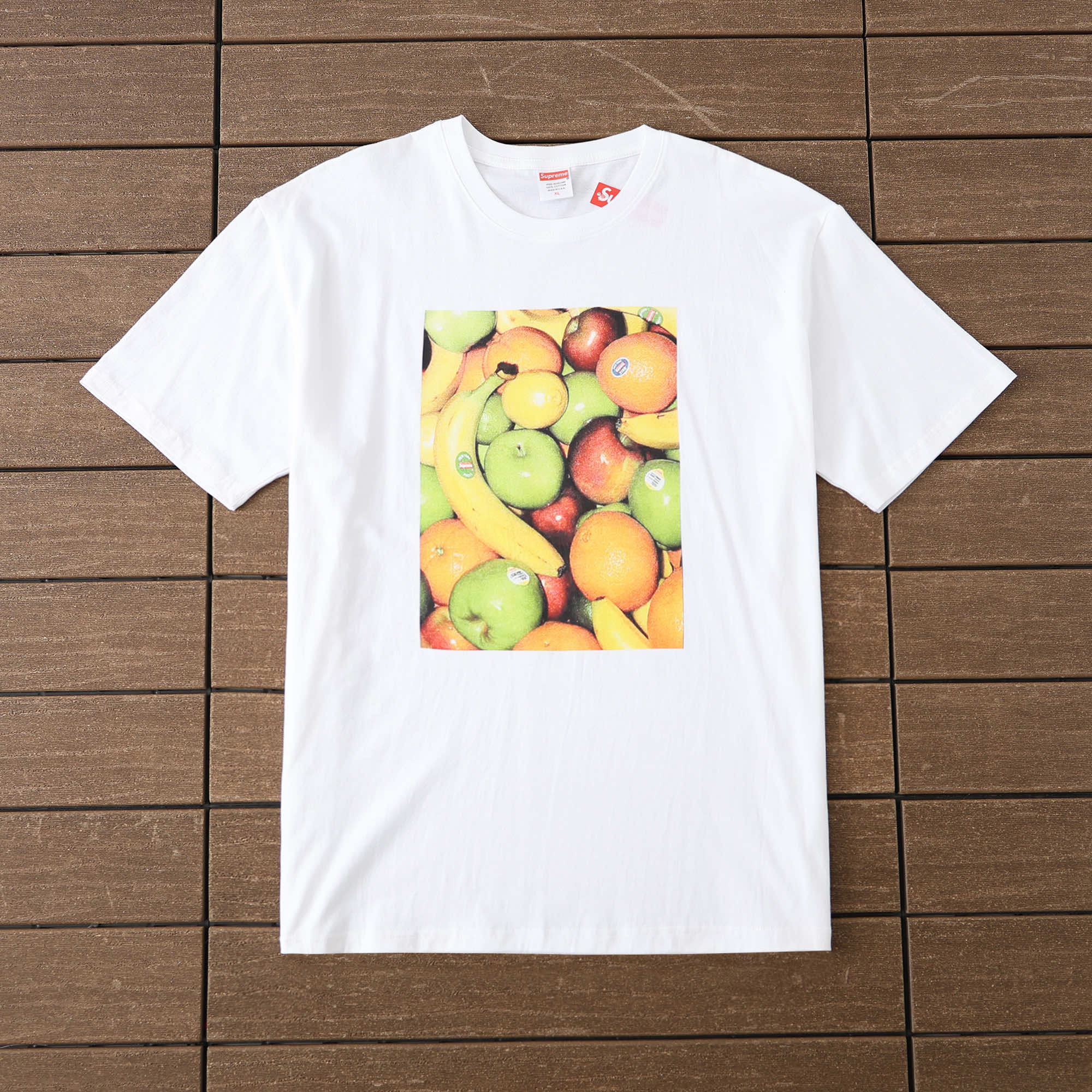 24_118 SUPREME T-shirt