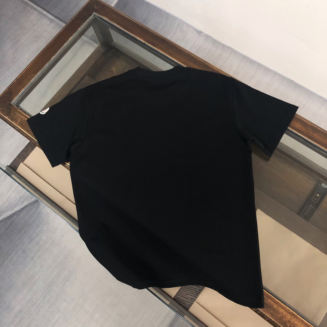 8_Moncler T-shirt