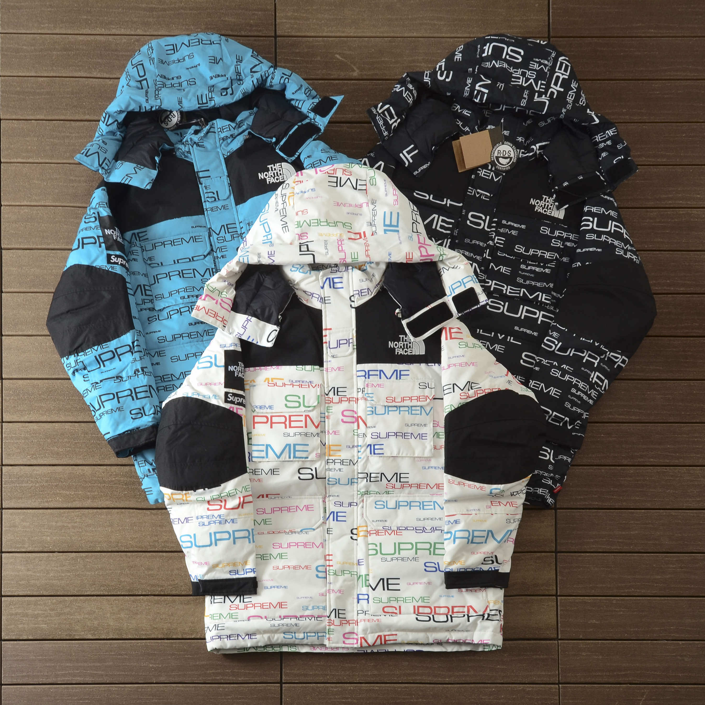 67_388 SUPREME & TNF DOWN JACKET