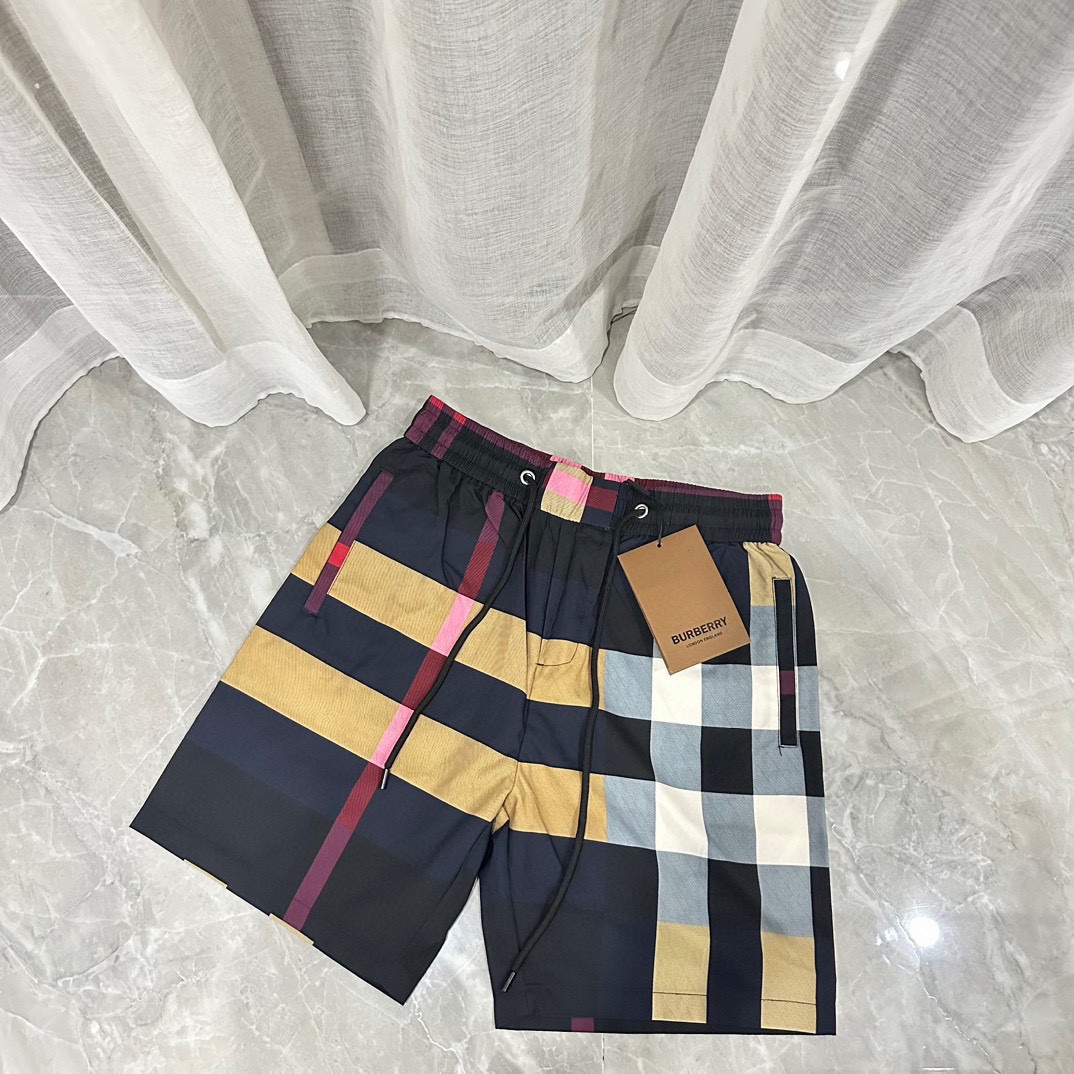 9_Burberry Shorts