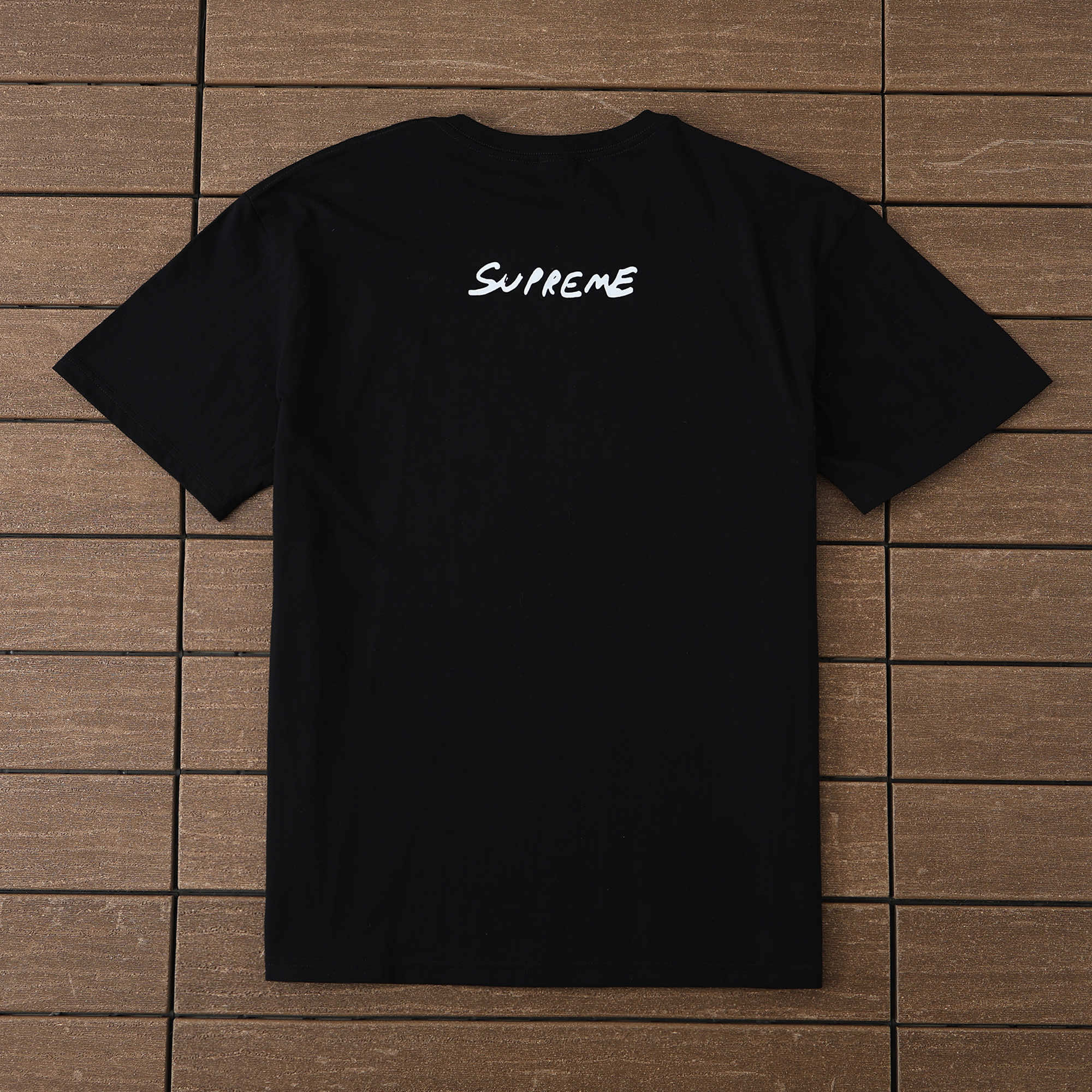 16_118 SUPREME T-shirt
