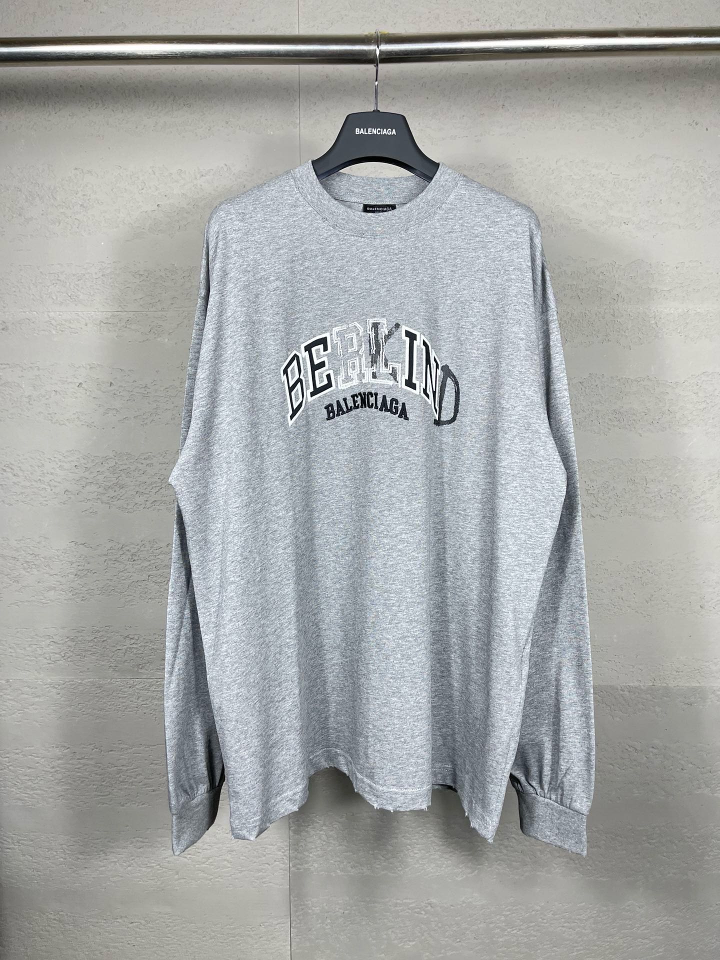 70_Balenciaga Crewneck
