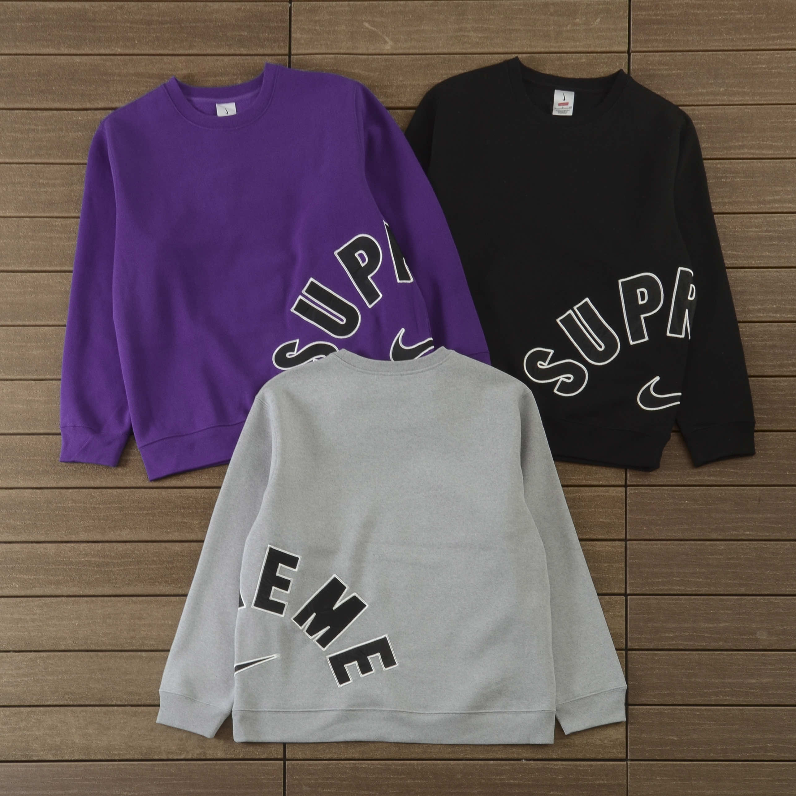 90_198 SUPREME & NIKE SWETAER