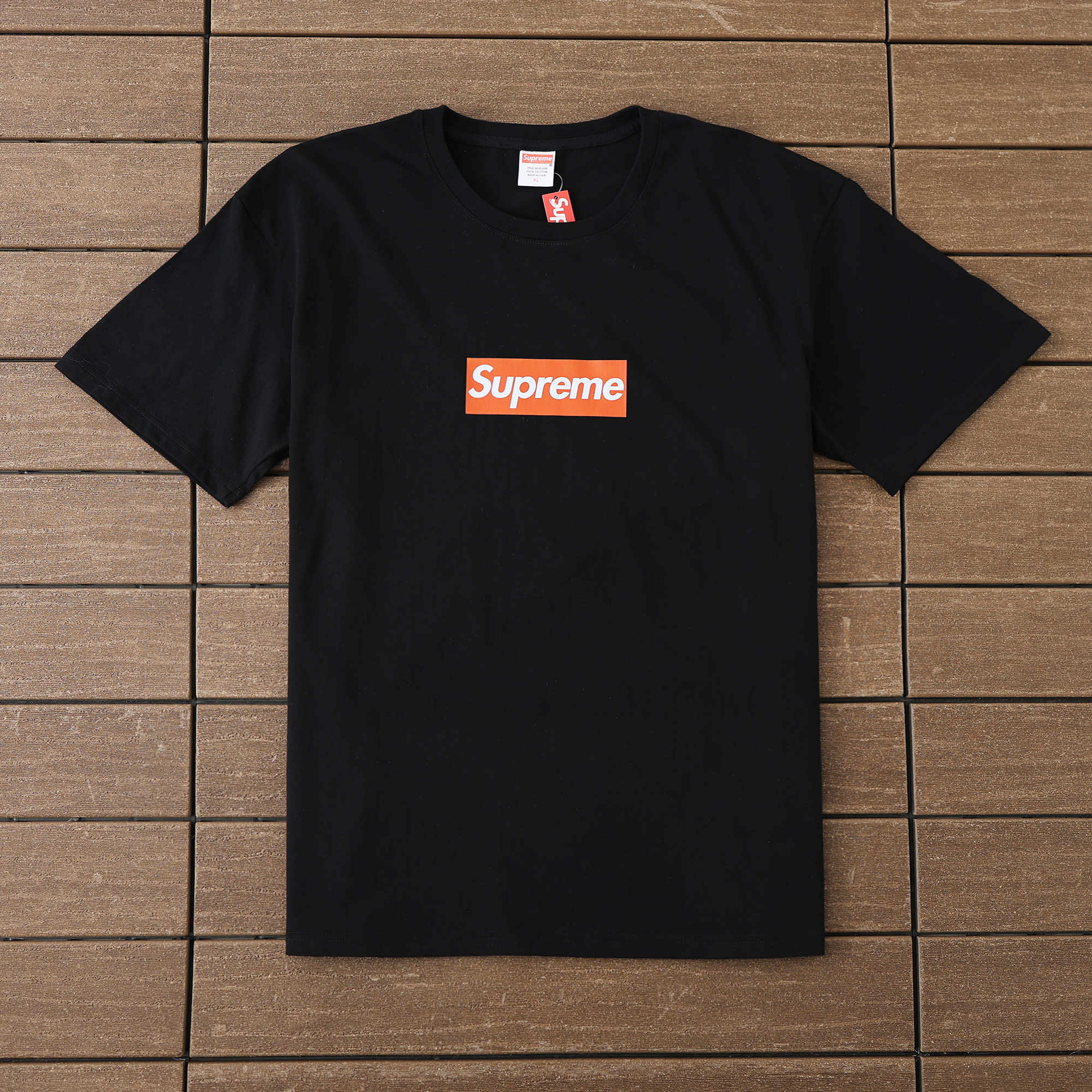34_118 SUPREME T-shirt