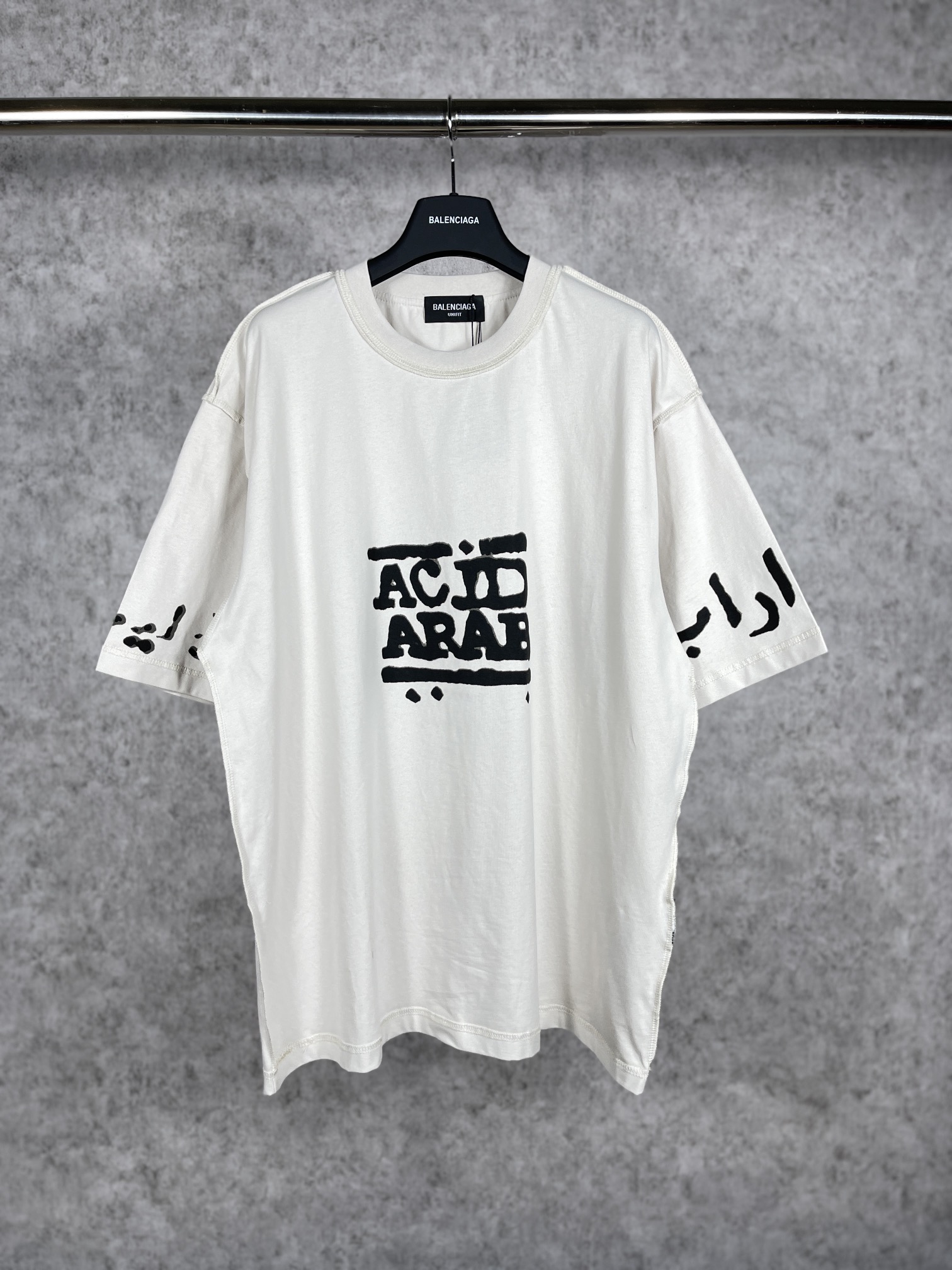 13_Balenciaga T-shirt