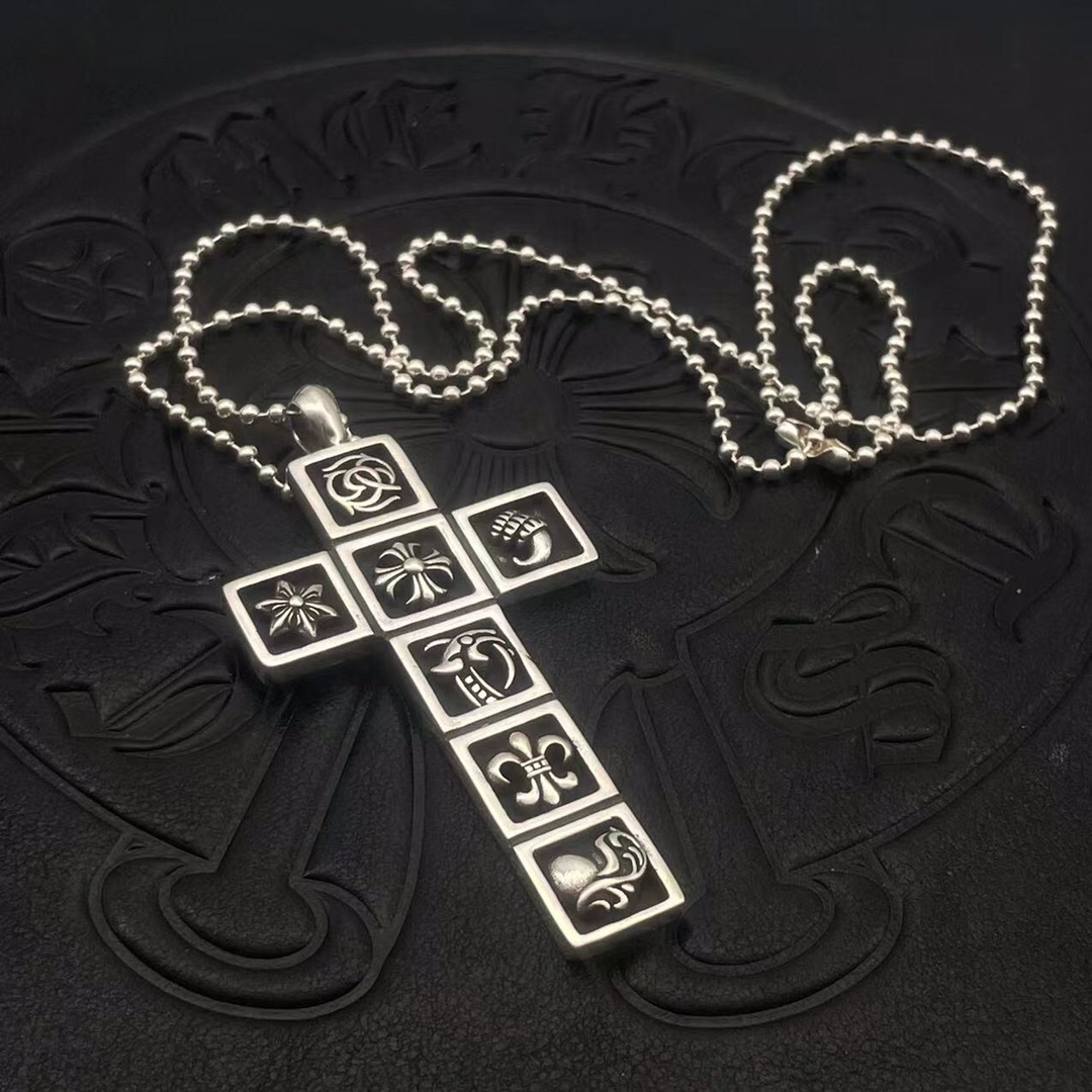 37_Chrome Heart Necklace