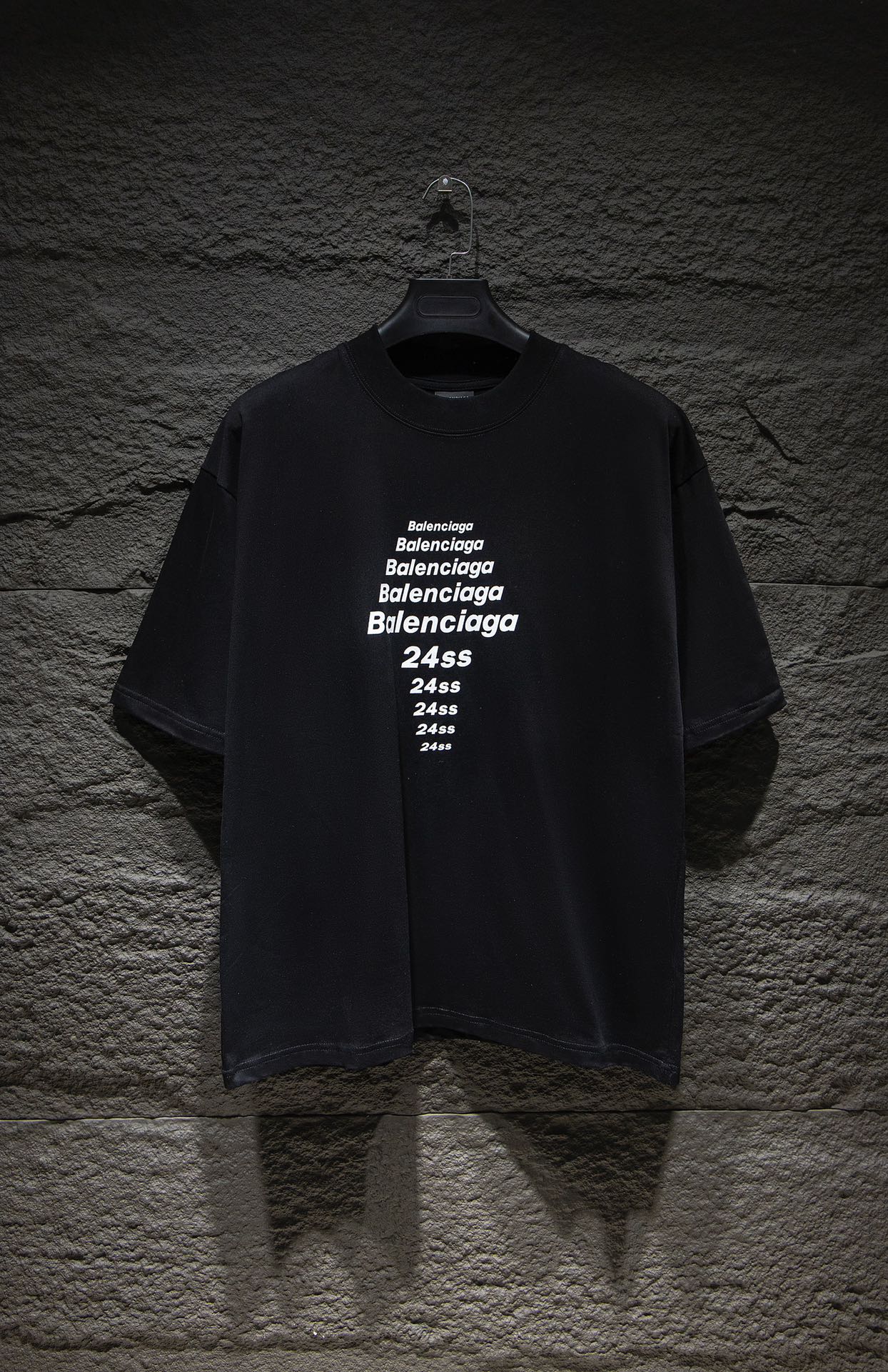 25_Balenciaga T-shirt