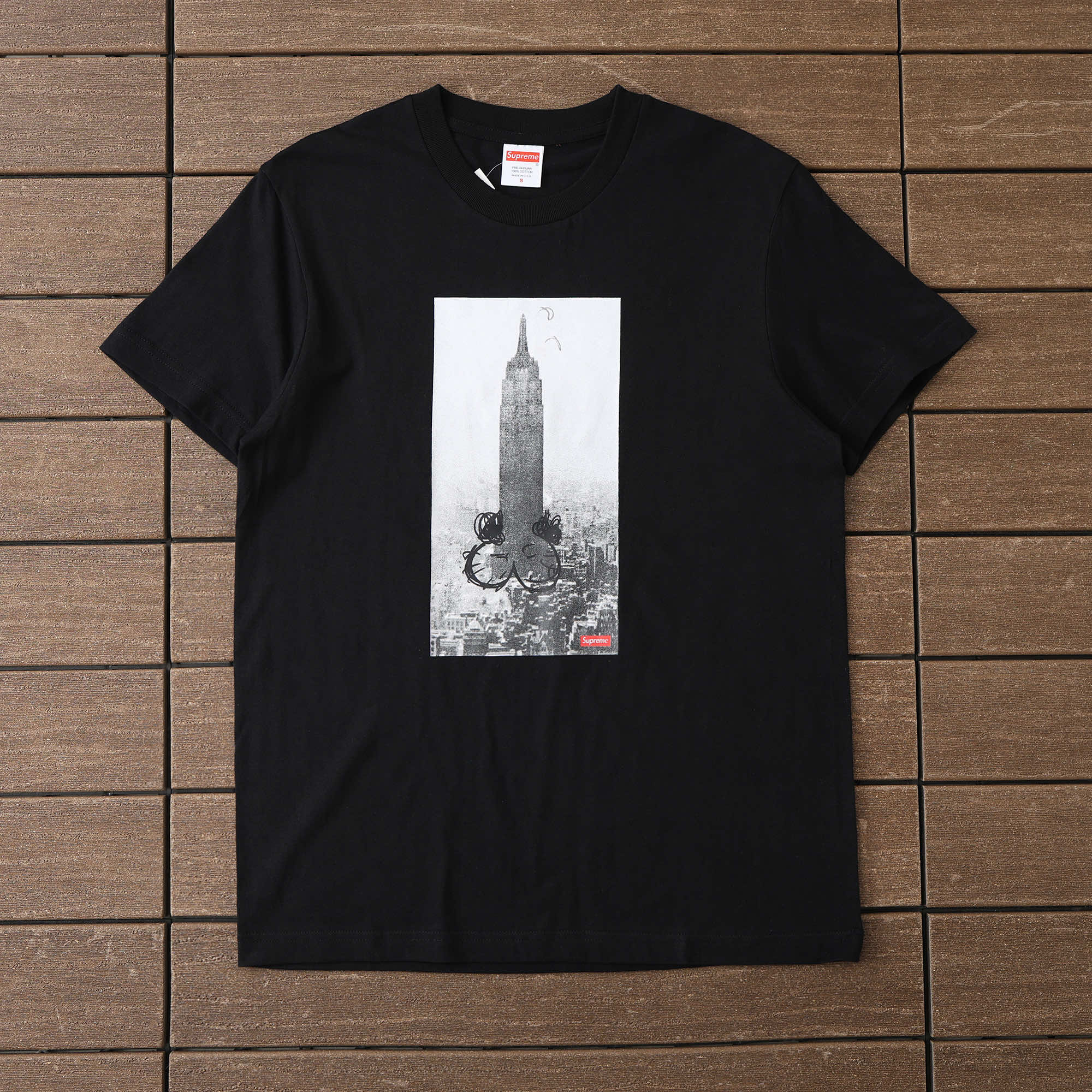 55_118 SUPREME T-shirt