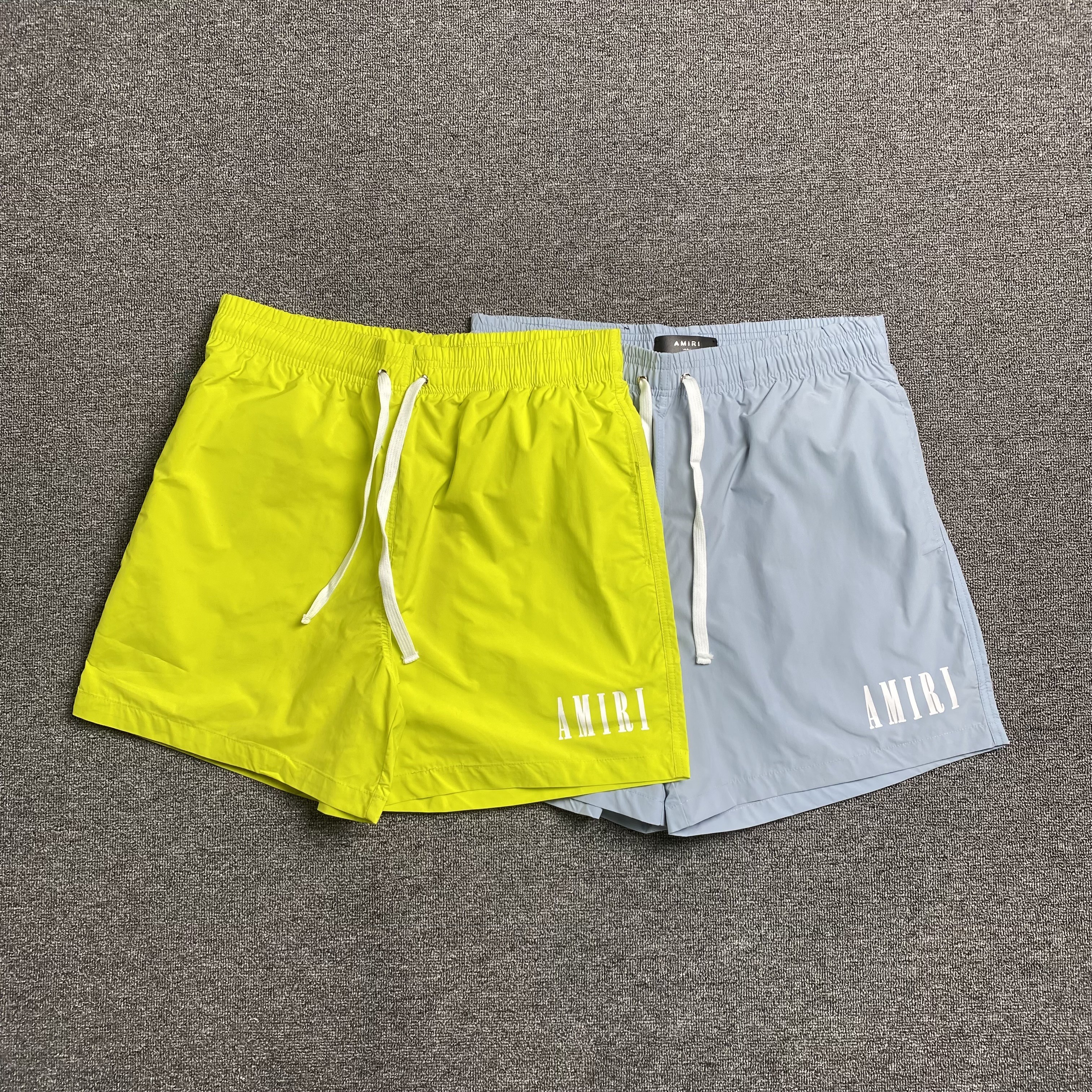 22_198 AMIRI Shorts