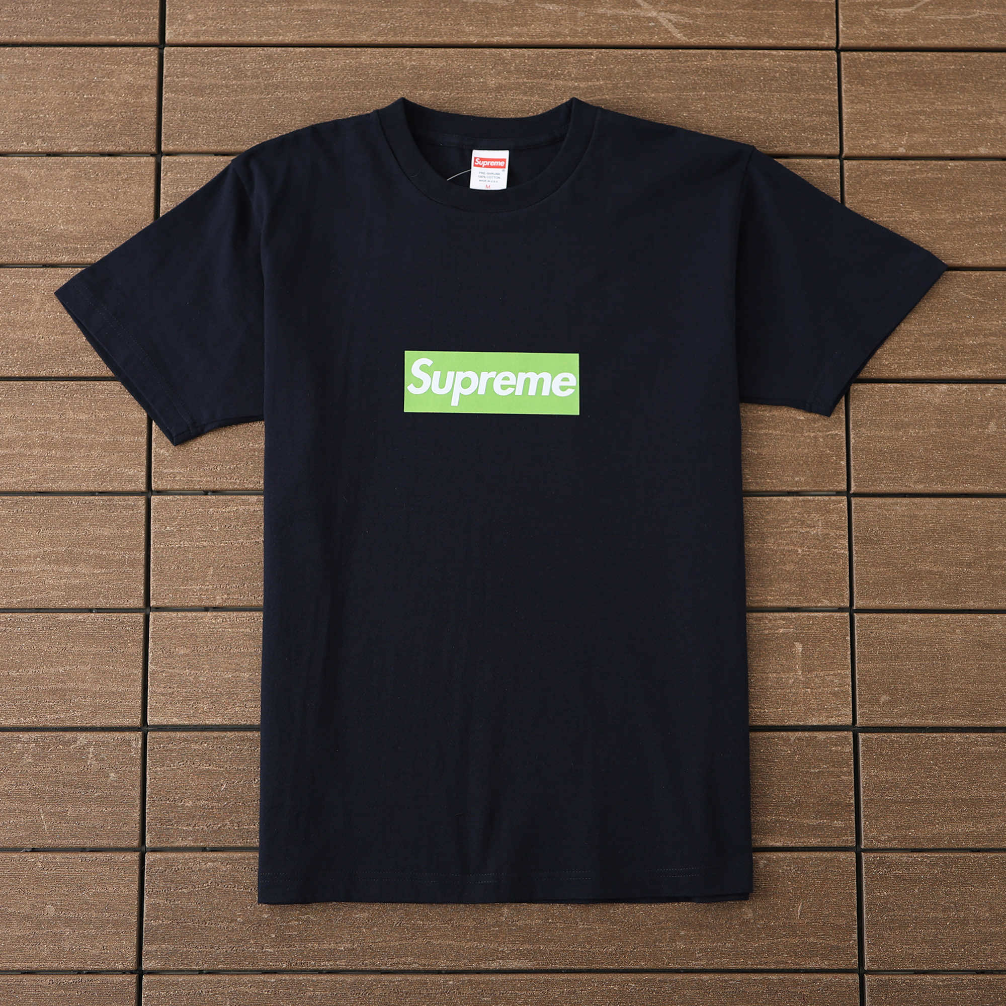 35_118 SUPREME T-shirt