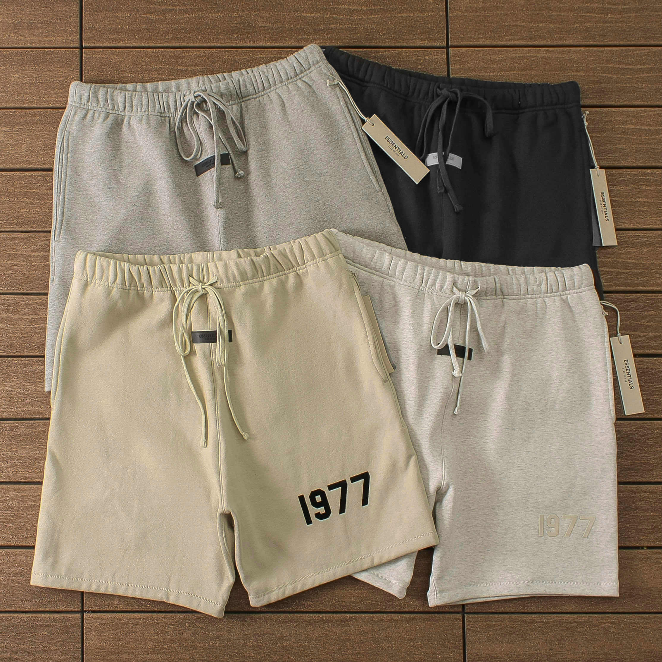 106_118 FEAR OF GOD SHORTS