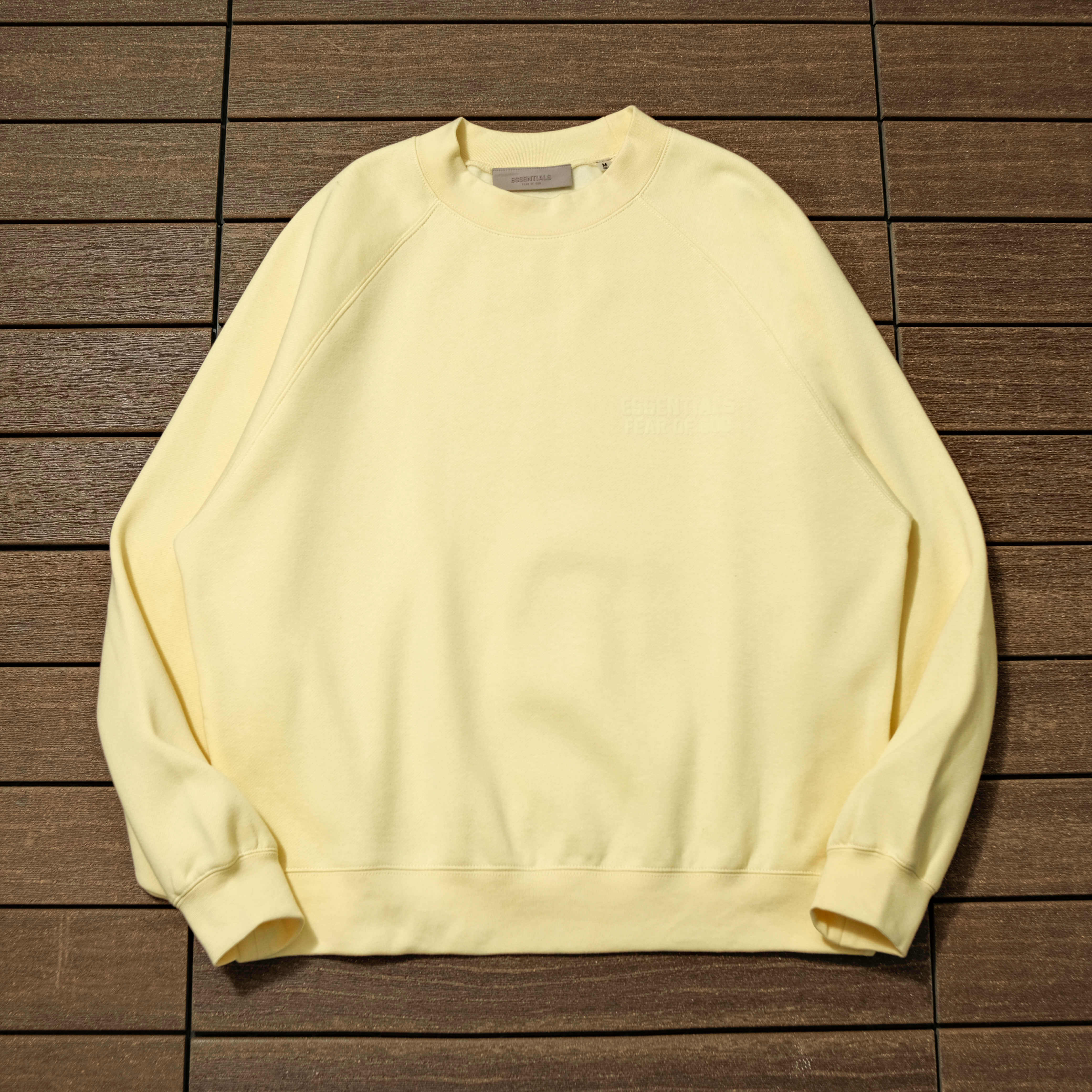31_118 FEAR OF GOD Crewneck