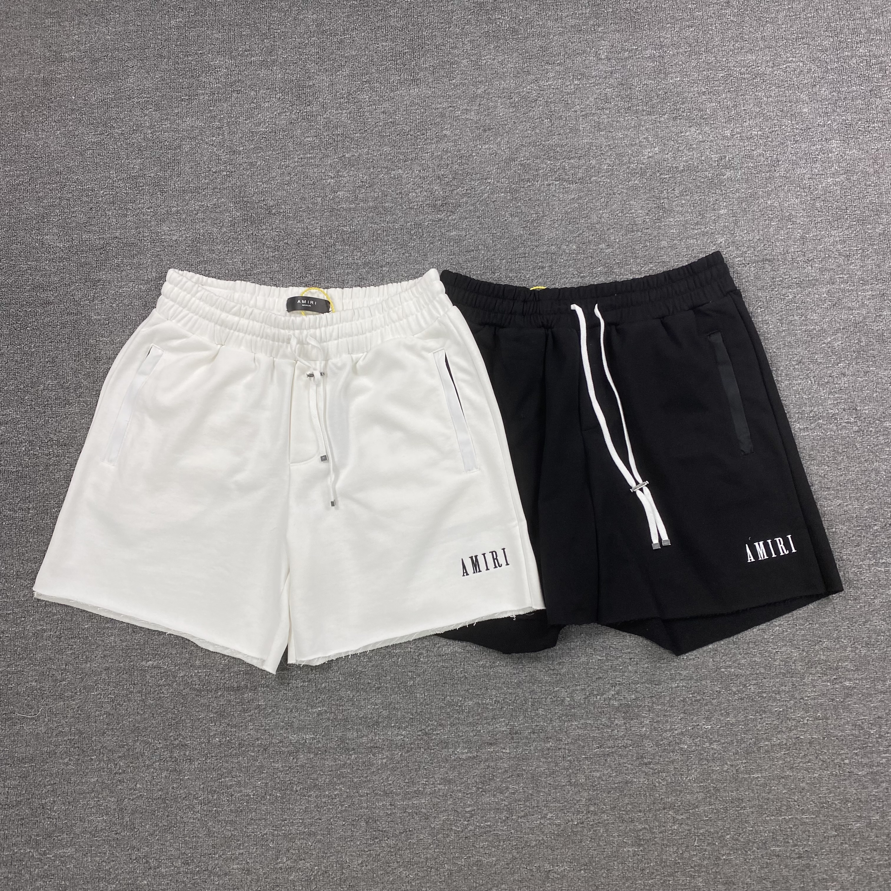 37_139 AMIRI 21ss Shorts