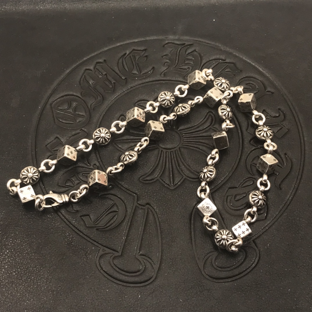 12_Chrome Heart Necklace