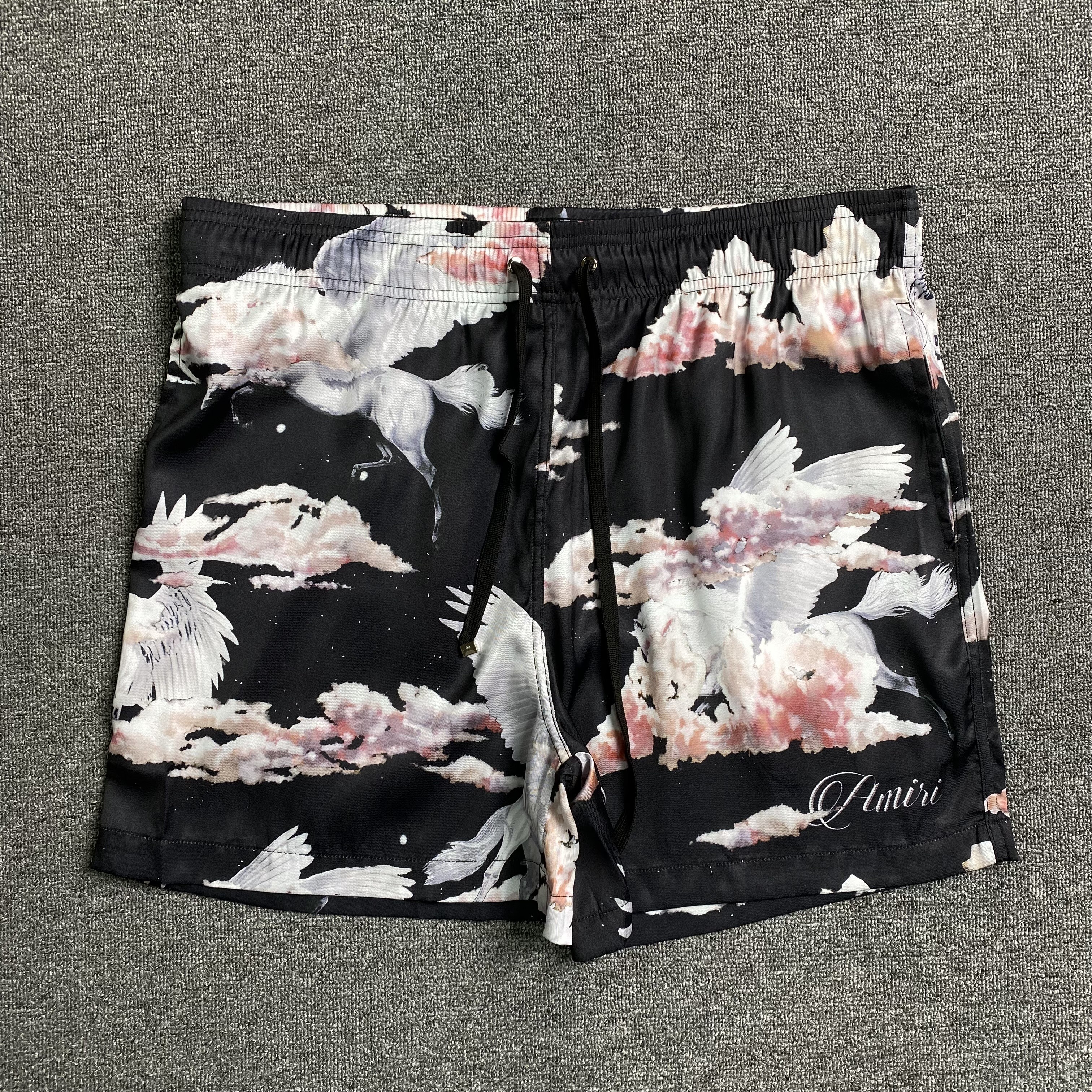 35_195 AMIRI Shorts