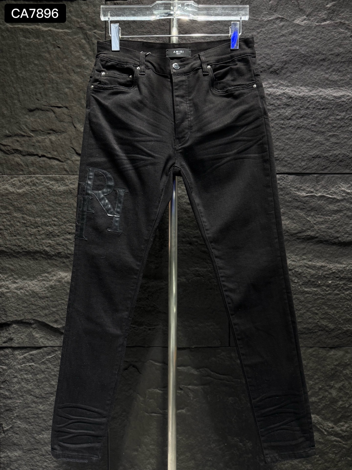 95_Amiri Jeans