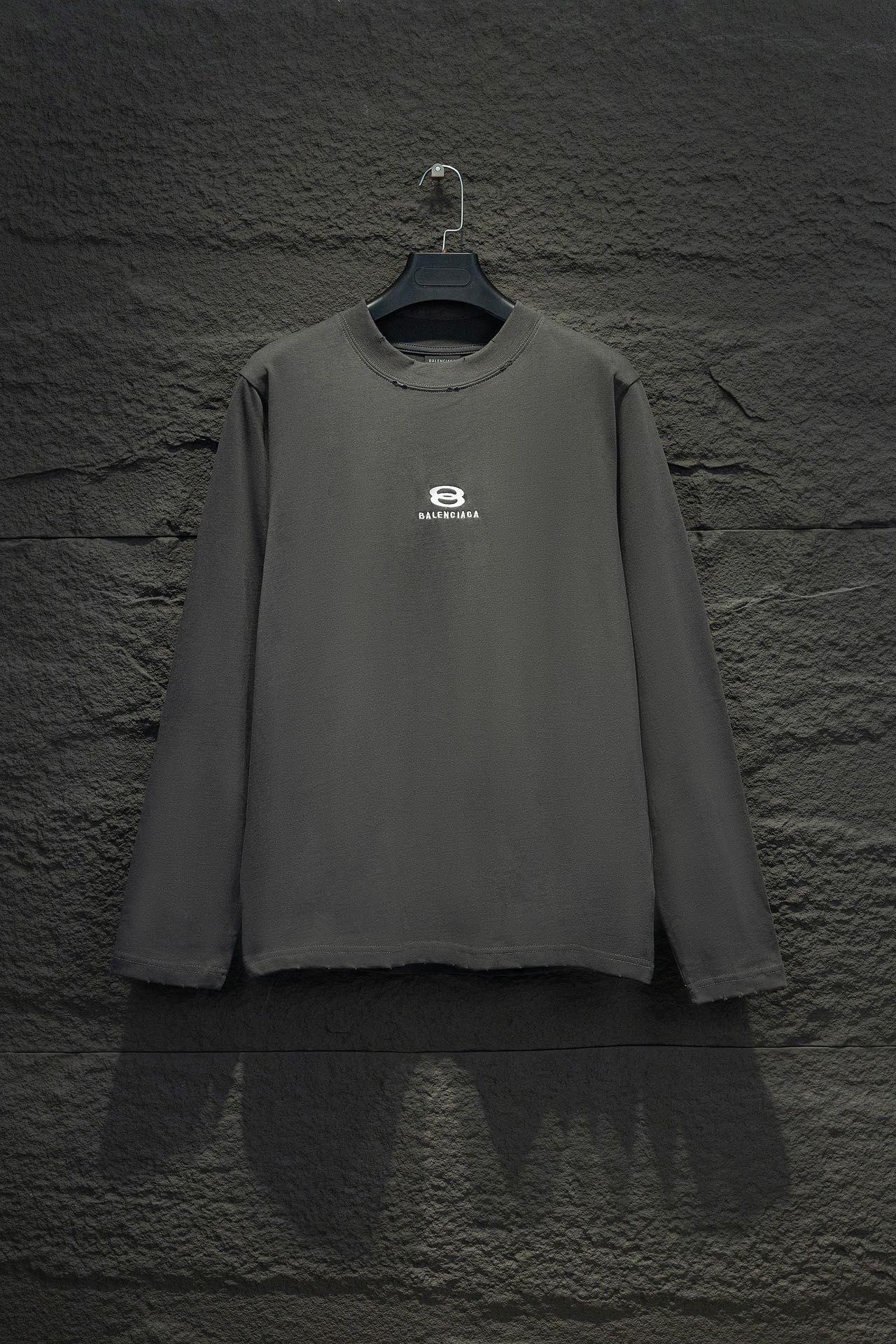 71_Balenciaga Crewneck
