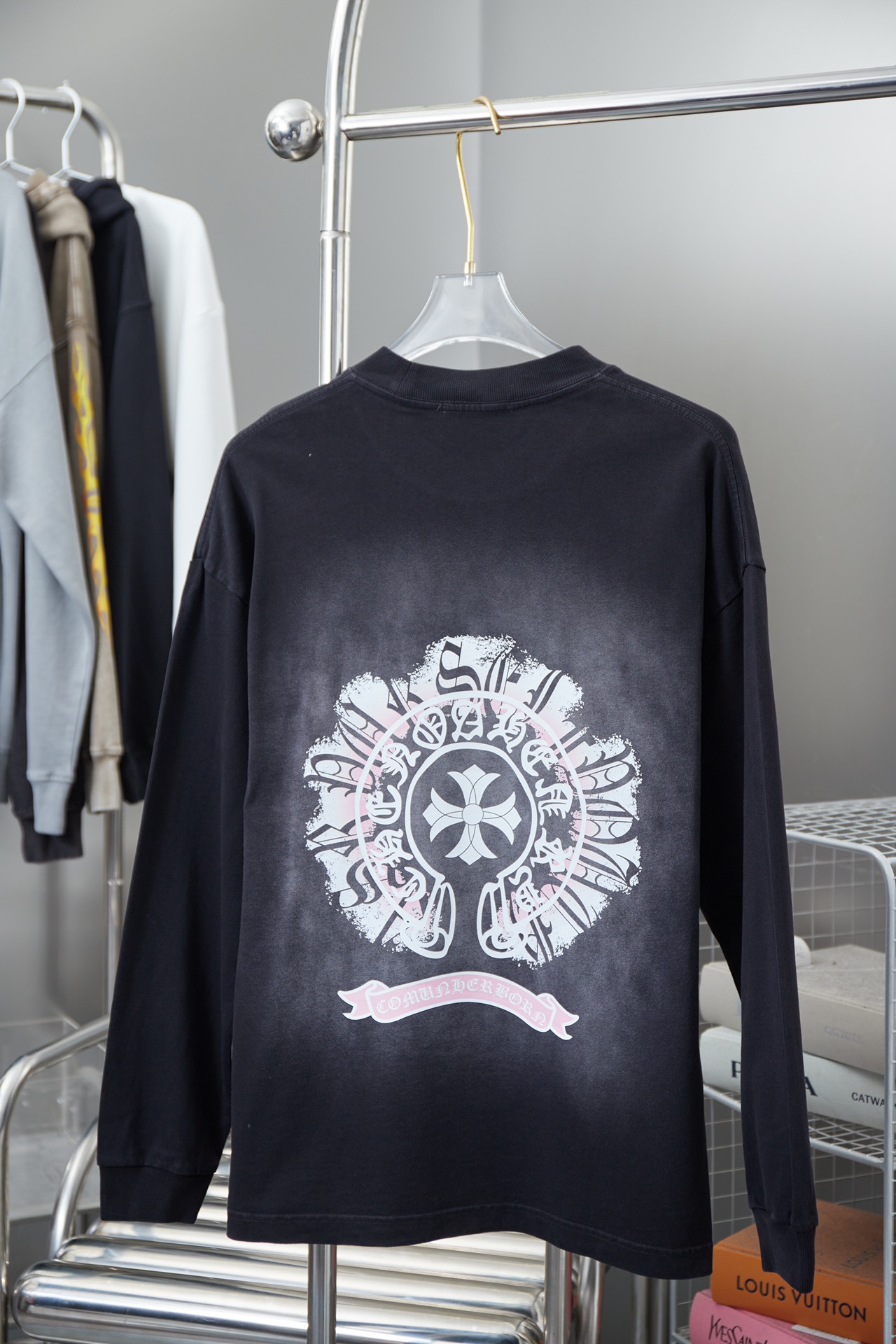 89_Chrome Heart Crewneck