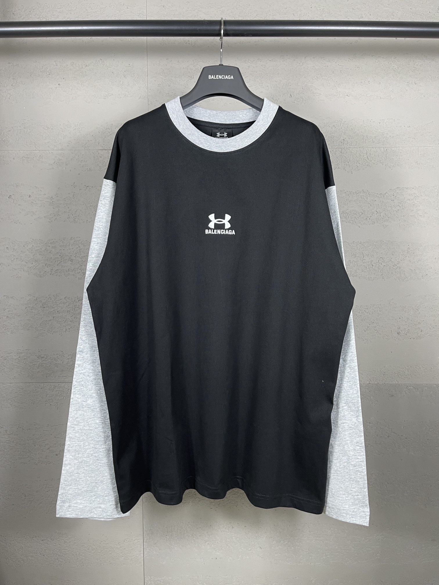 87_Balenciaga Crewneck