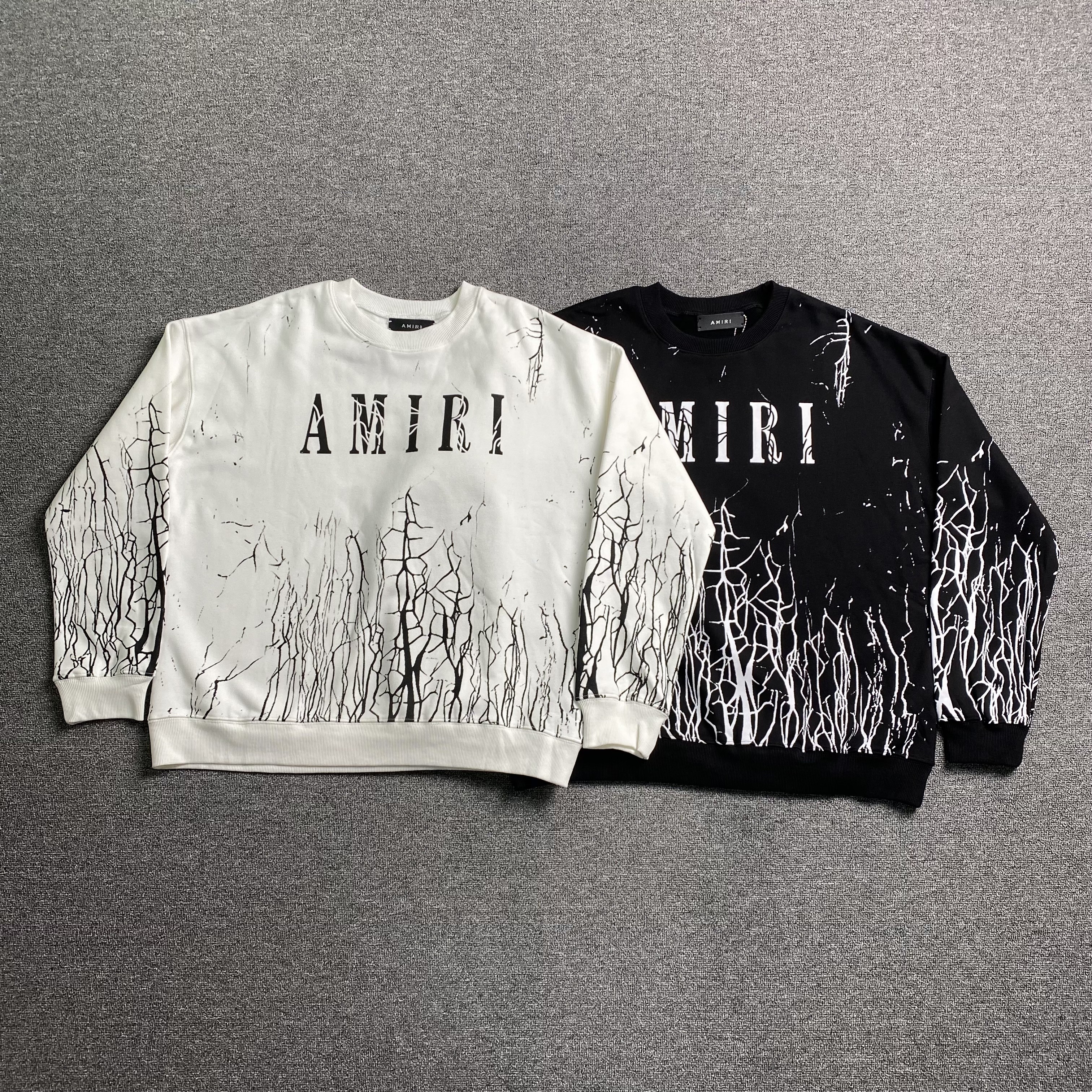 50_138 AMIRI Crewneck