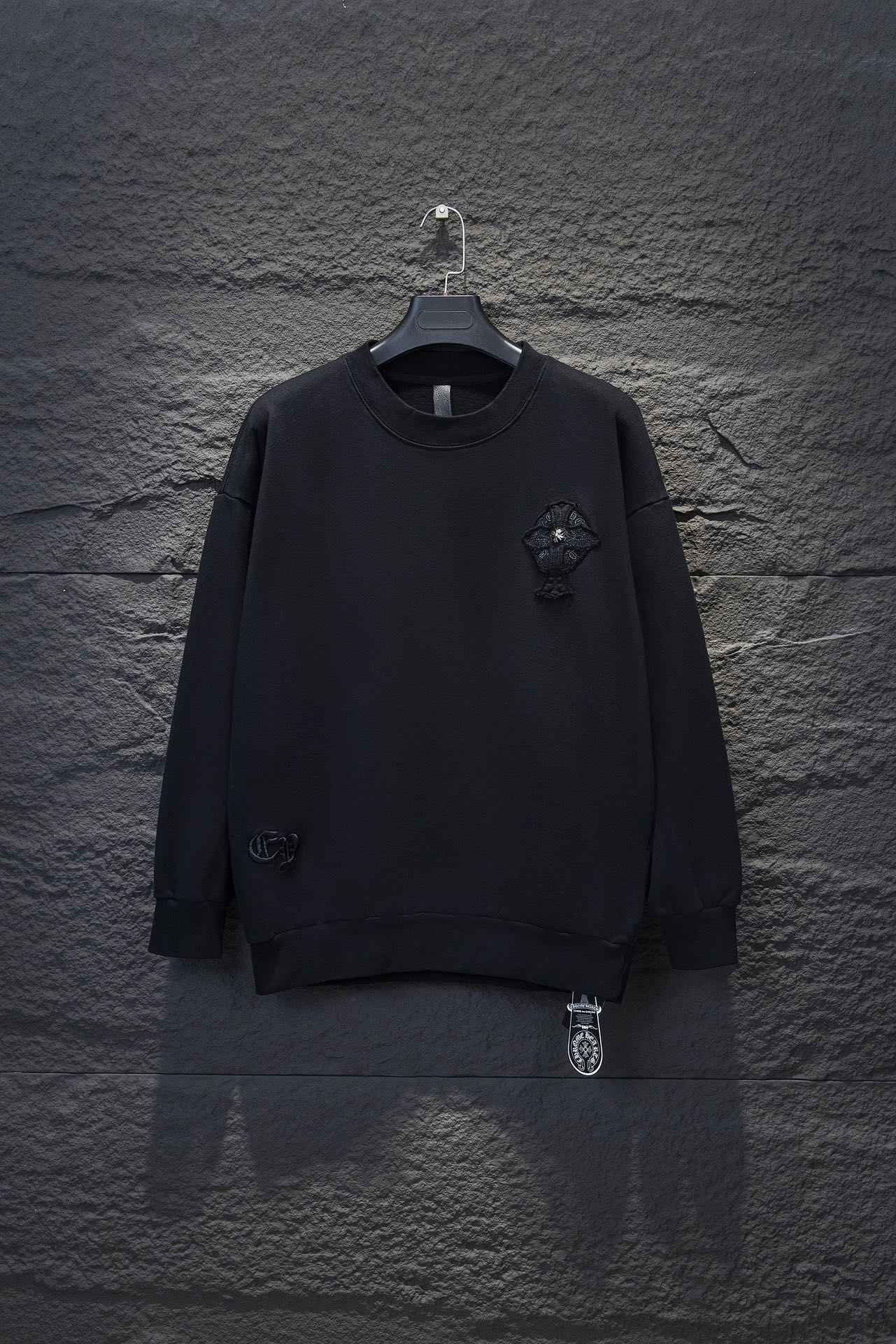 91_Chrome Heart Crewneck
