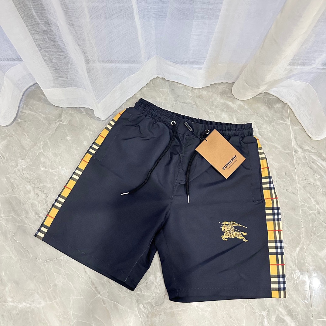 3_Burberry Shorts