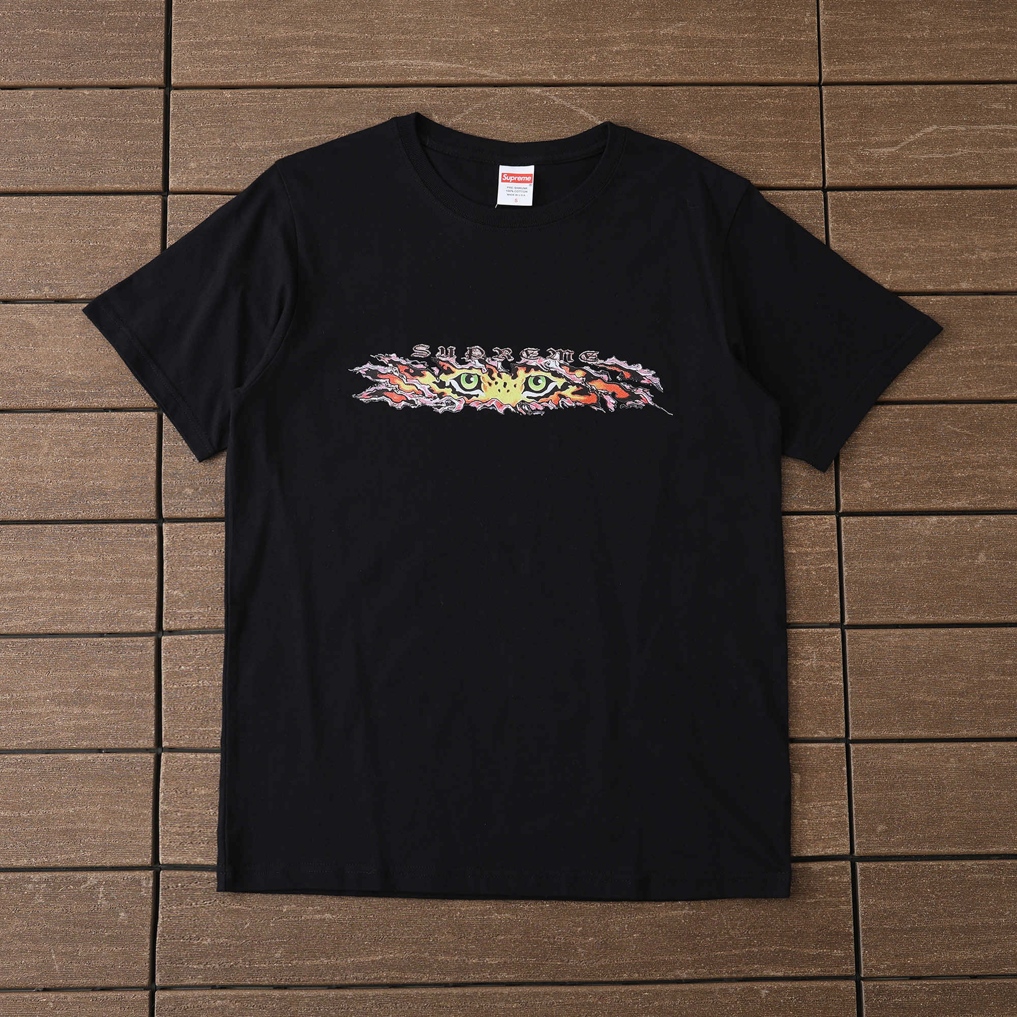 65_118 SUPREME T-shirt