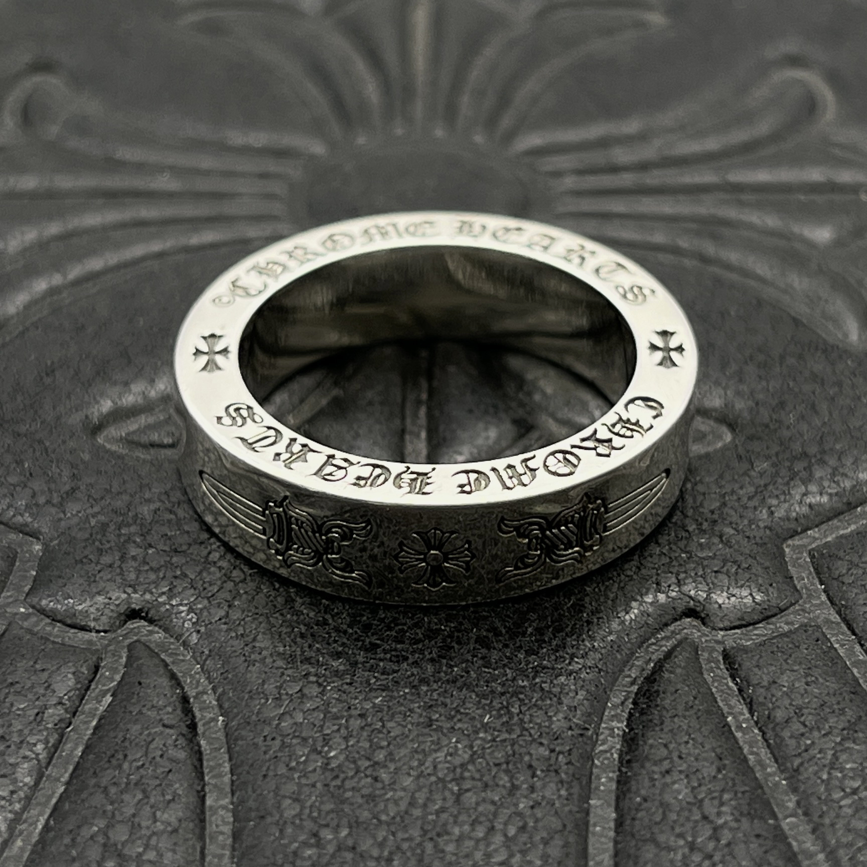 8_Chrome Heart Ring