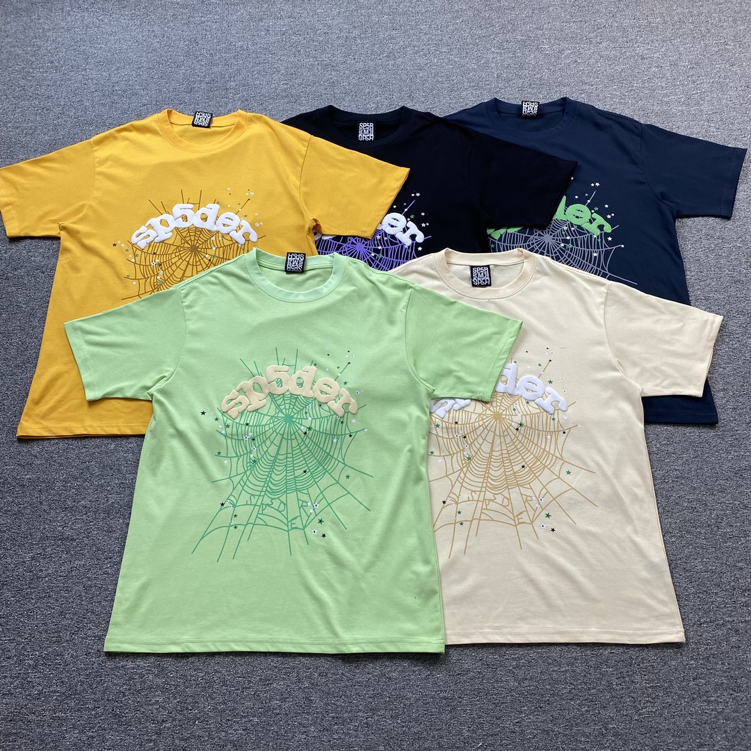 26_110 spider T-shirt