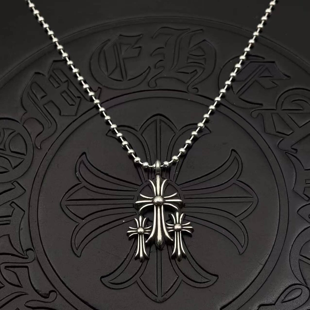 52_Chrome Heart Necklace