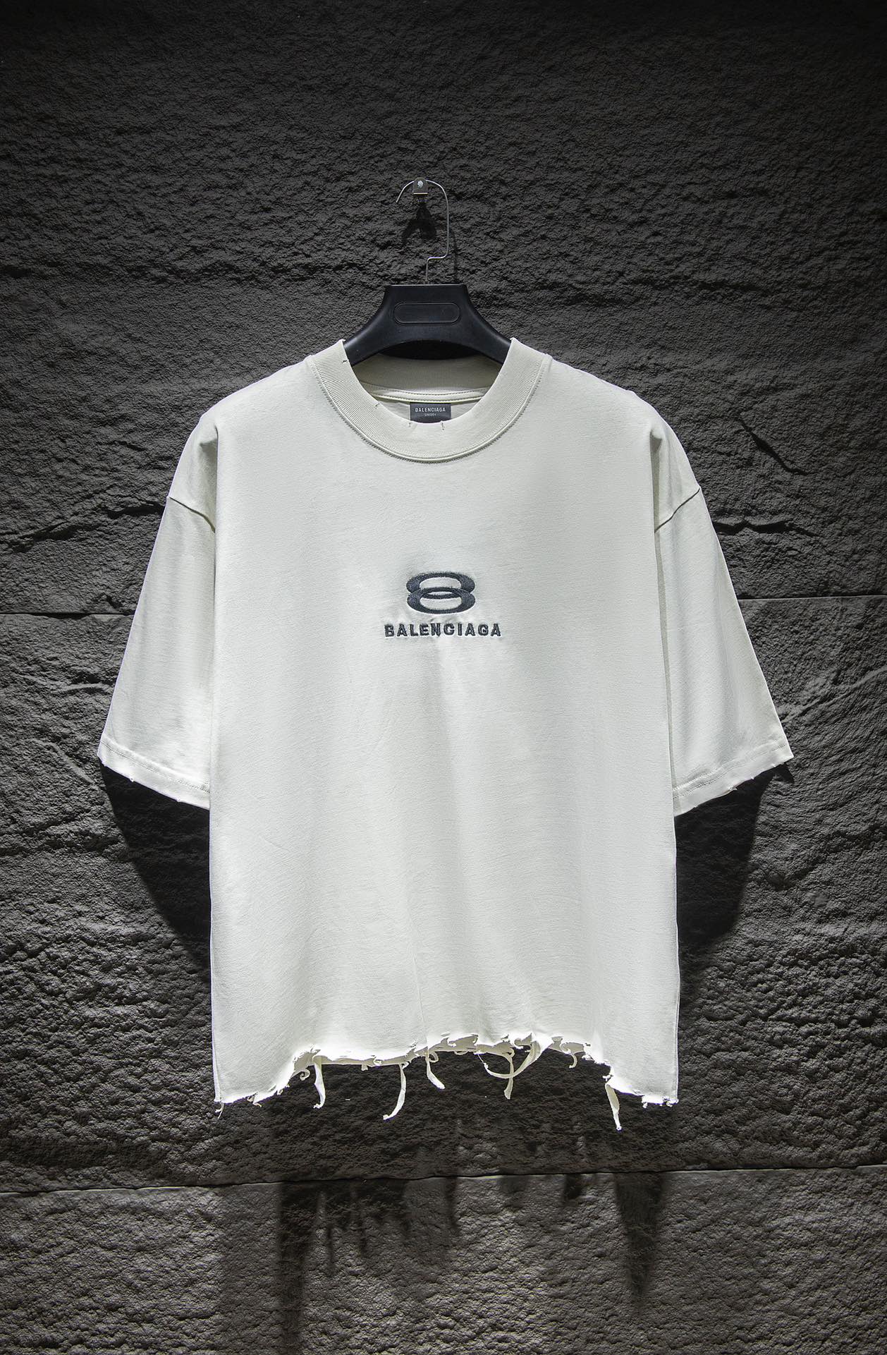 23_Balenciaga T-shirt