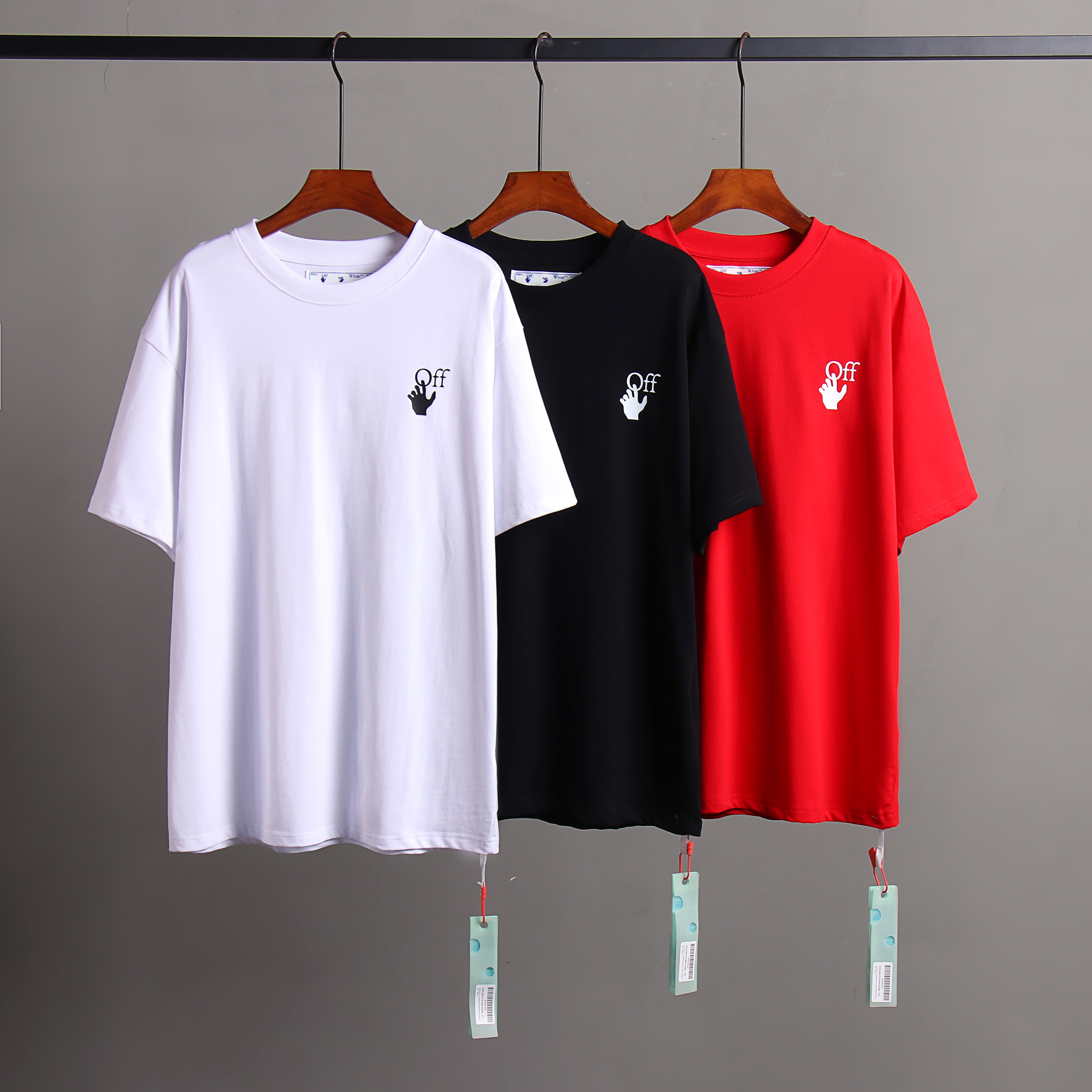 104_2021 Off-White T-shirt
