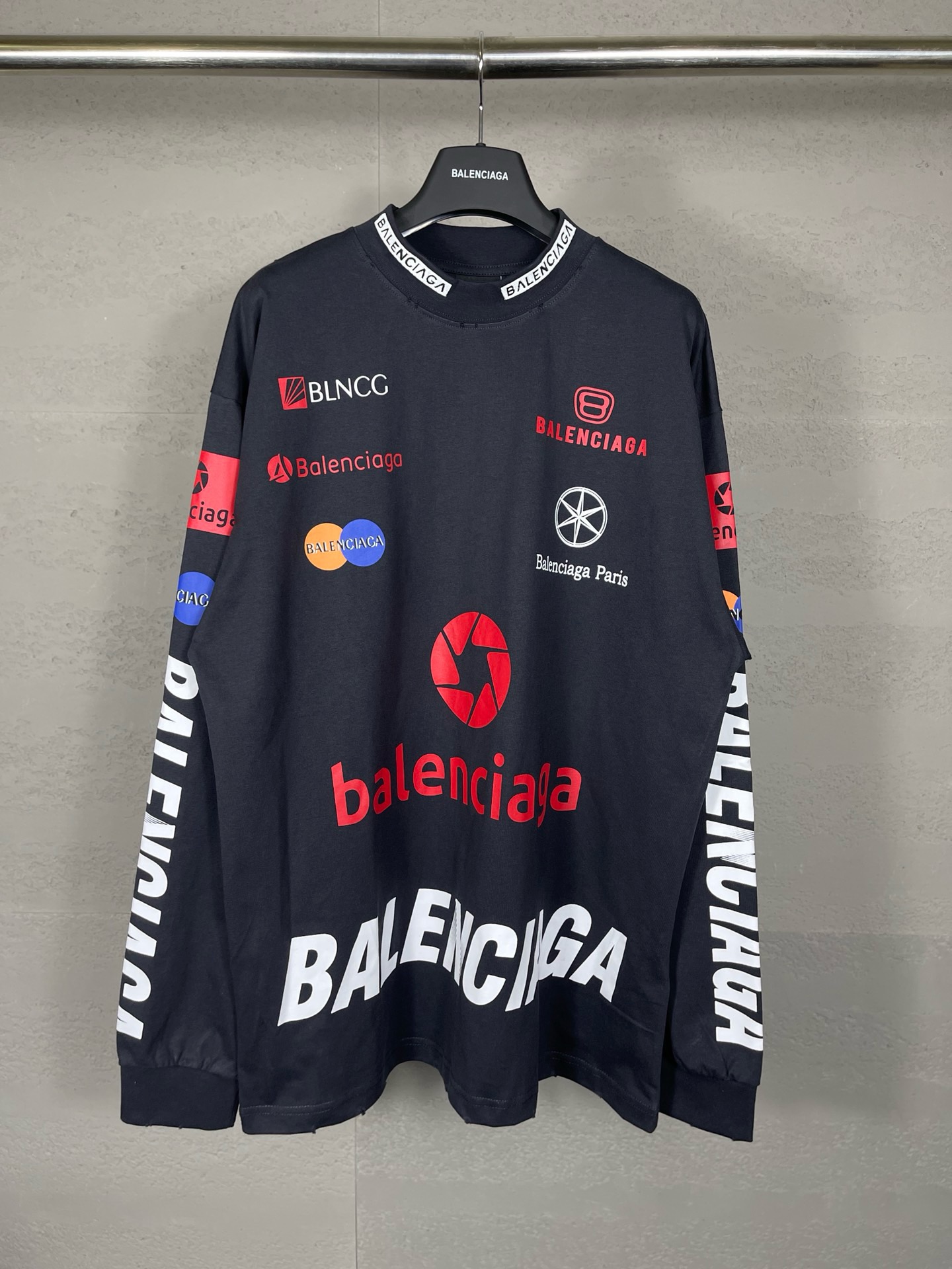 61_Balenciaga Crewneck