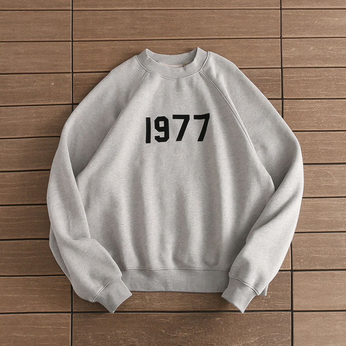 89_168 FEAR OF GOD Crewneck