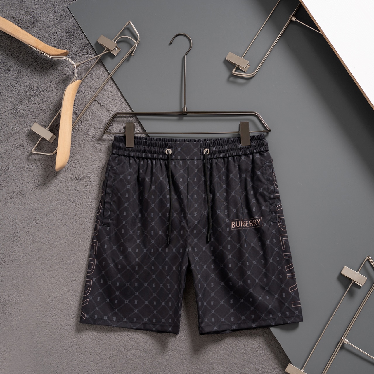 120_Burberry Shorts