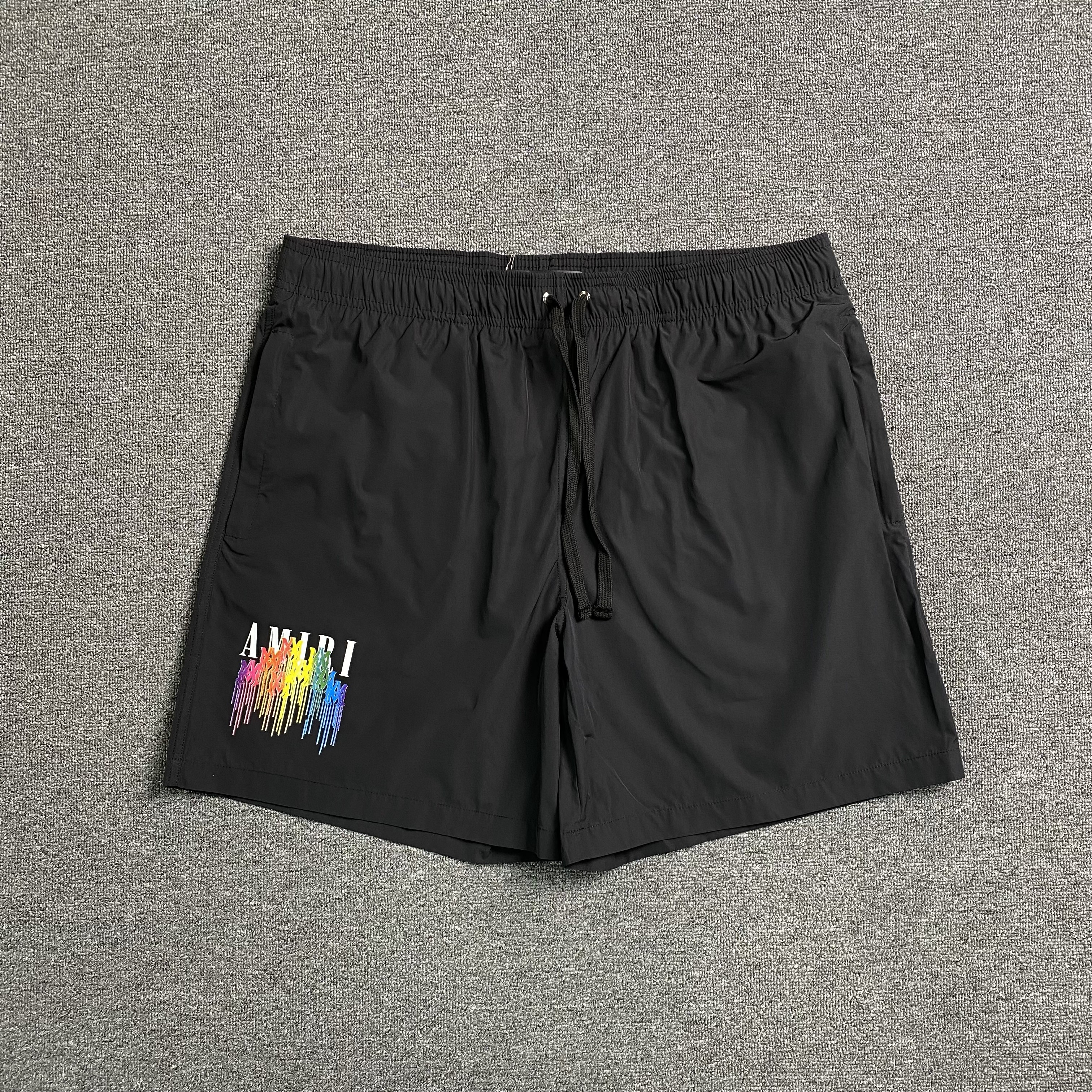 77_195 AMIRI Shorts