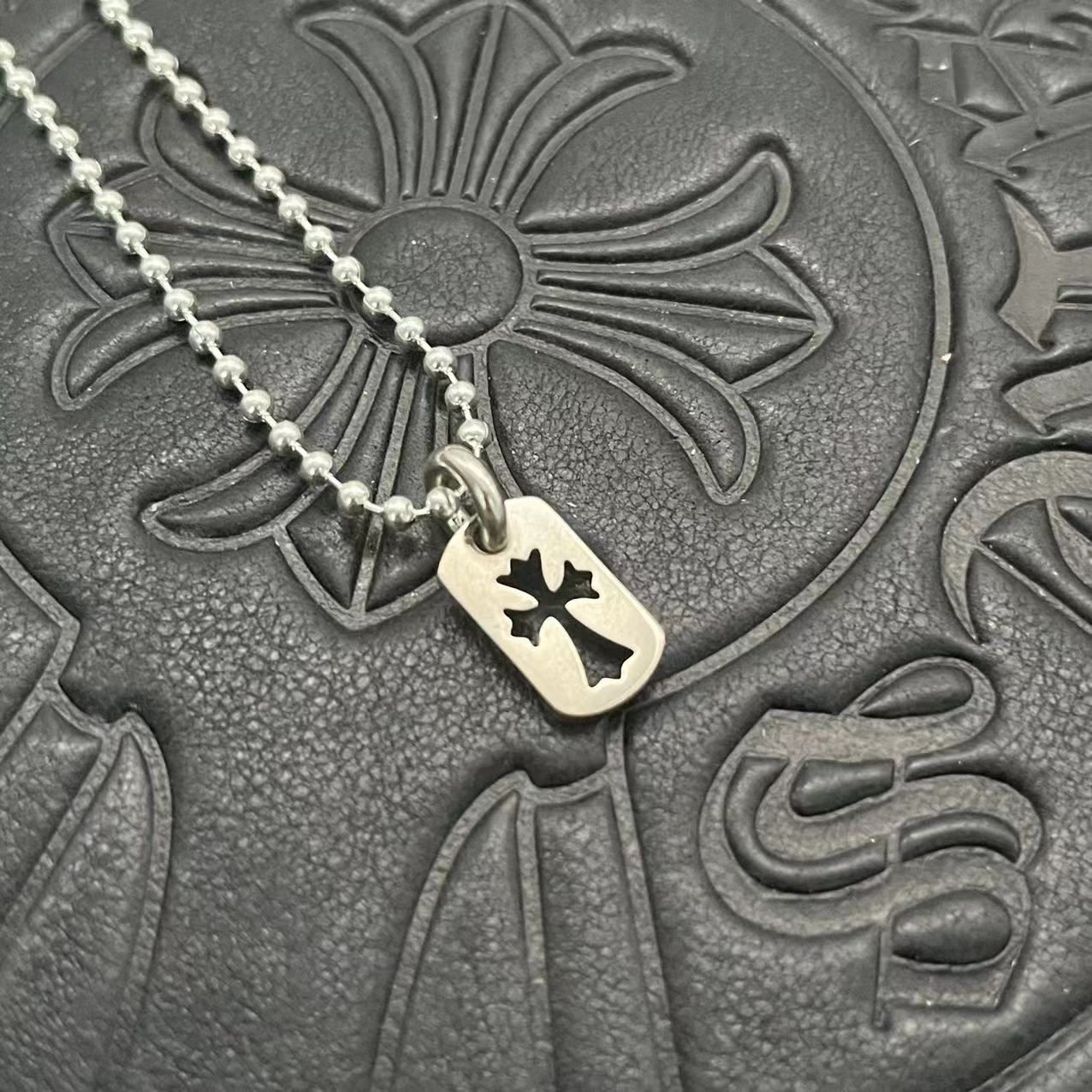 31_Chrome Heart Necklace